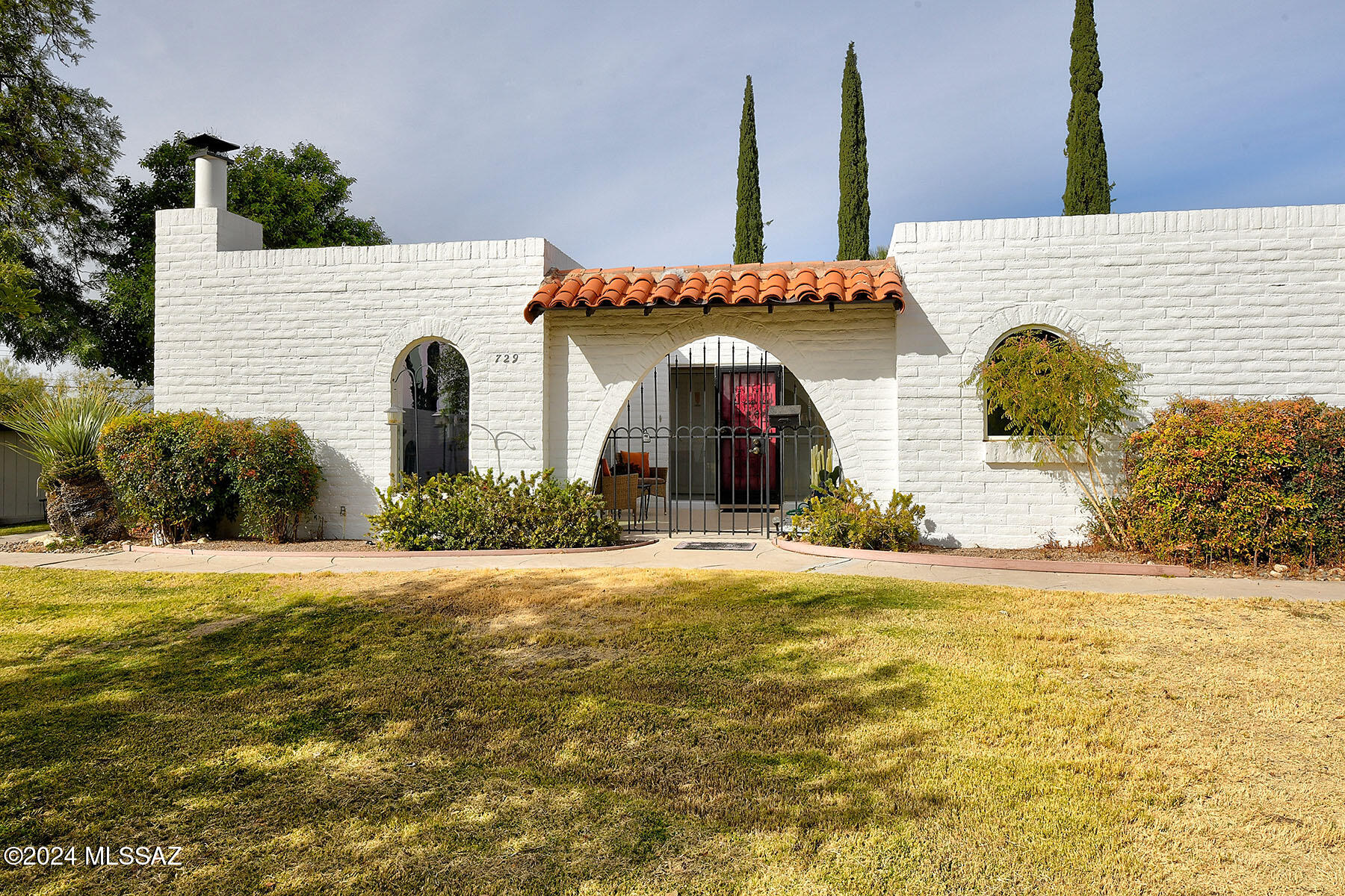 Las Lomitas (1) - Residential