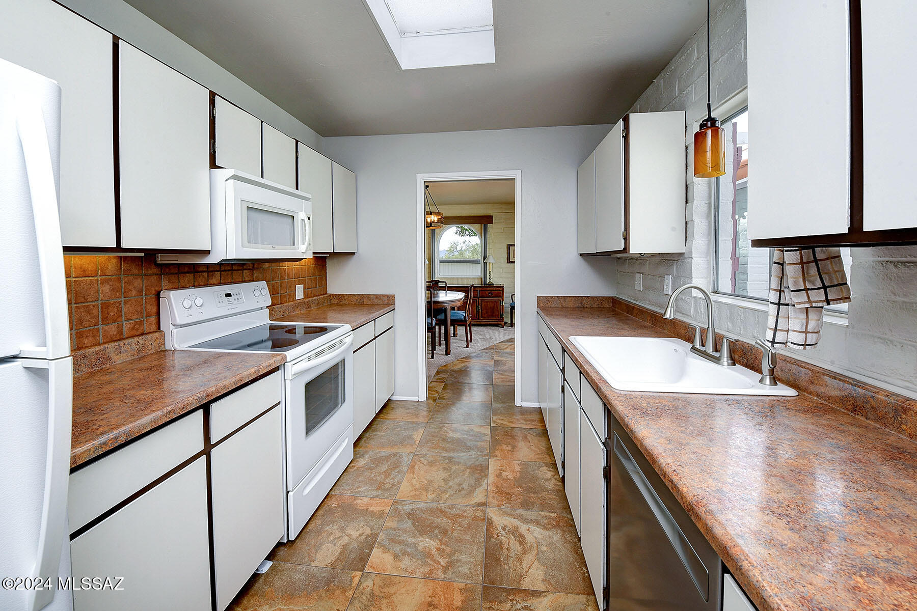 Las Lomitas (1) - Residential