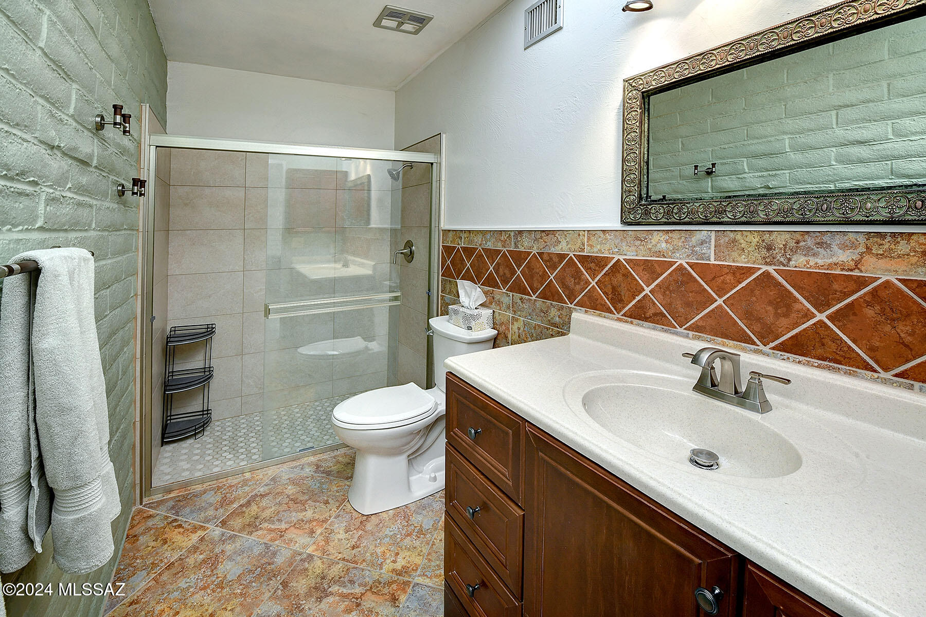 Las Lomitas (1) - Residential