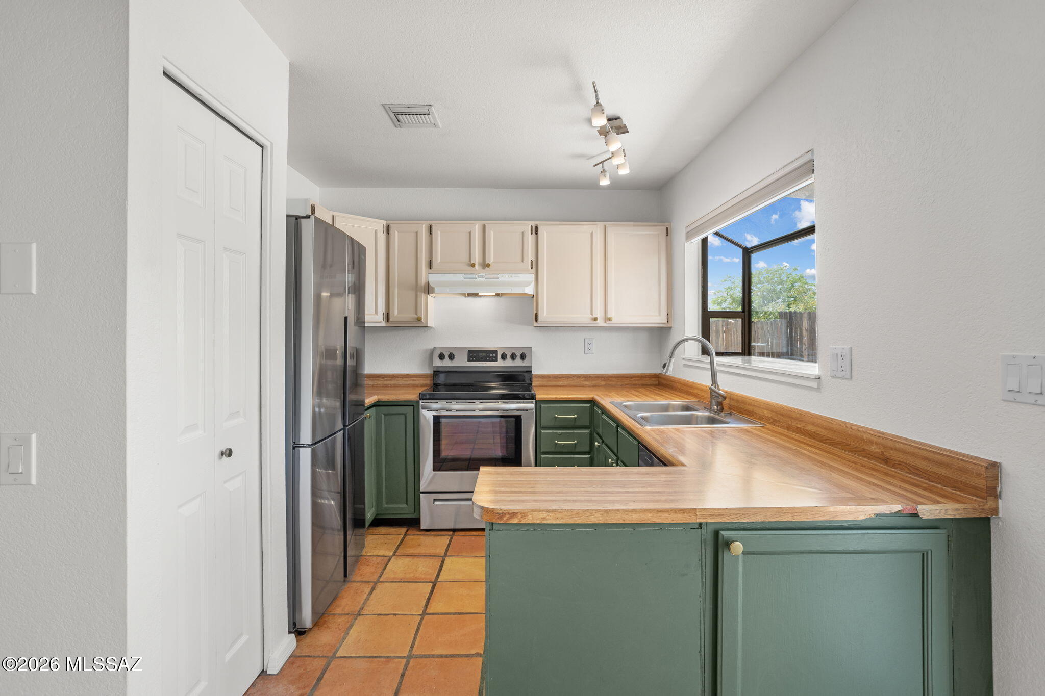 Cortaro Ridge (125-214) - Residential