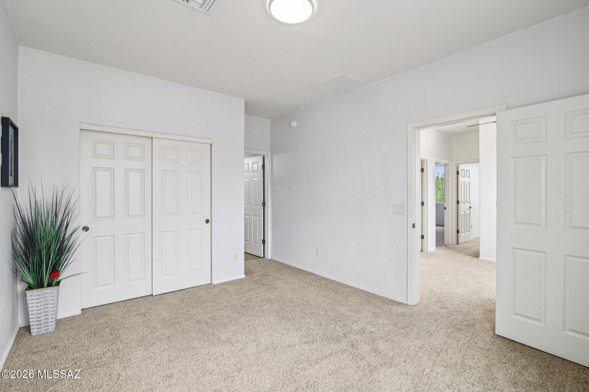 Rancho Del Lago (541-607) - Residential