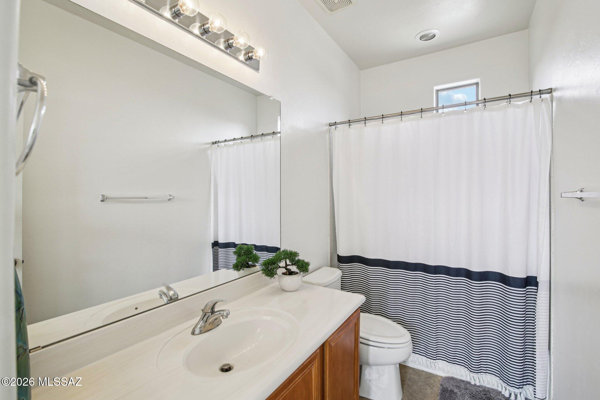 Rancho Del Lago (541-607) - Residential