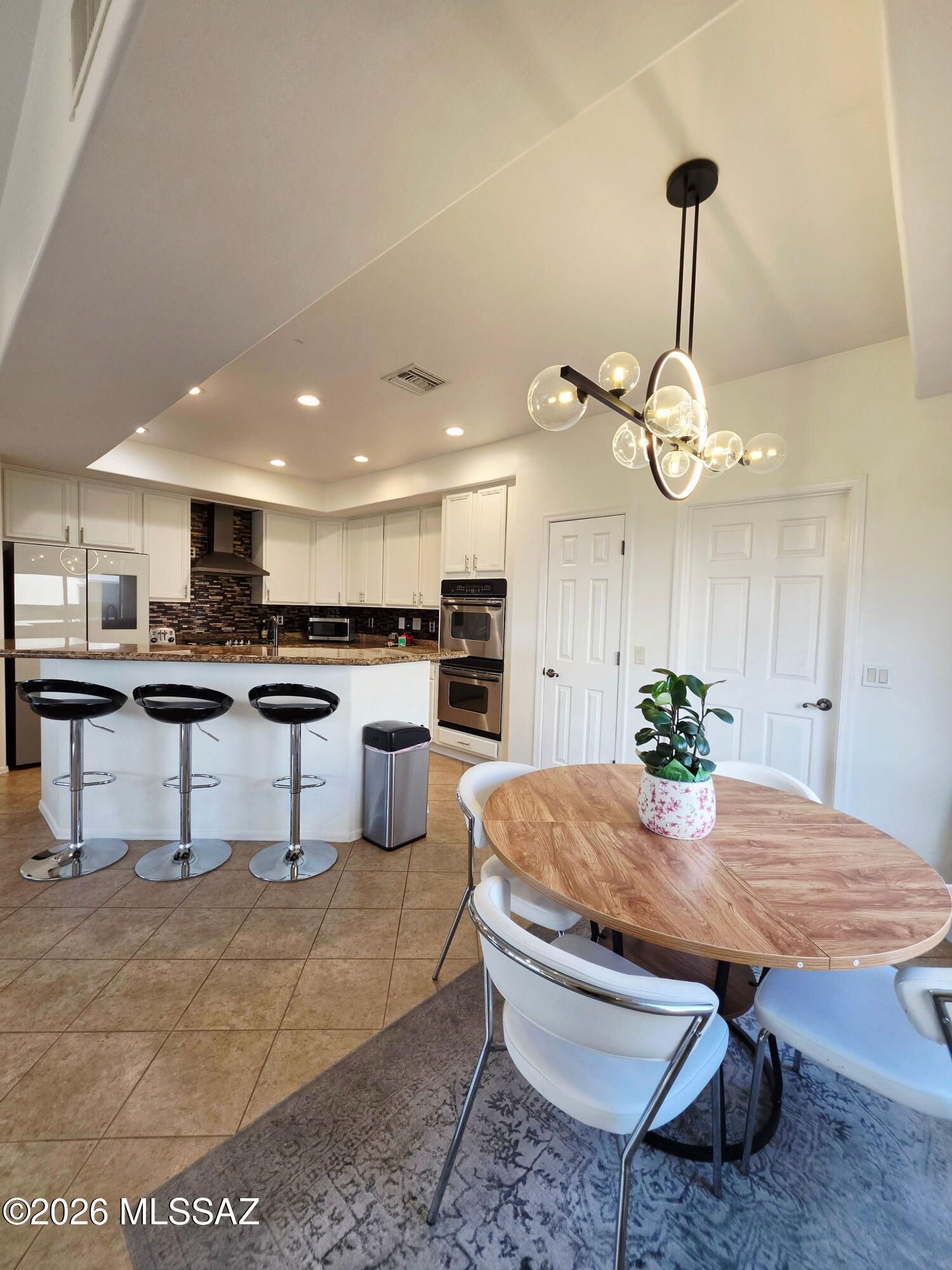 Rancho Del Lago (541-607) - Residential