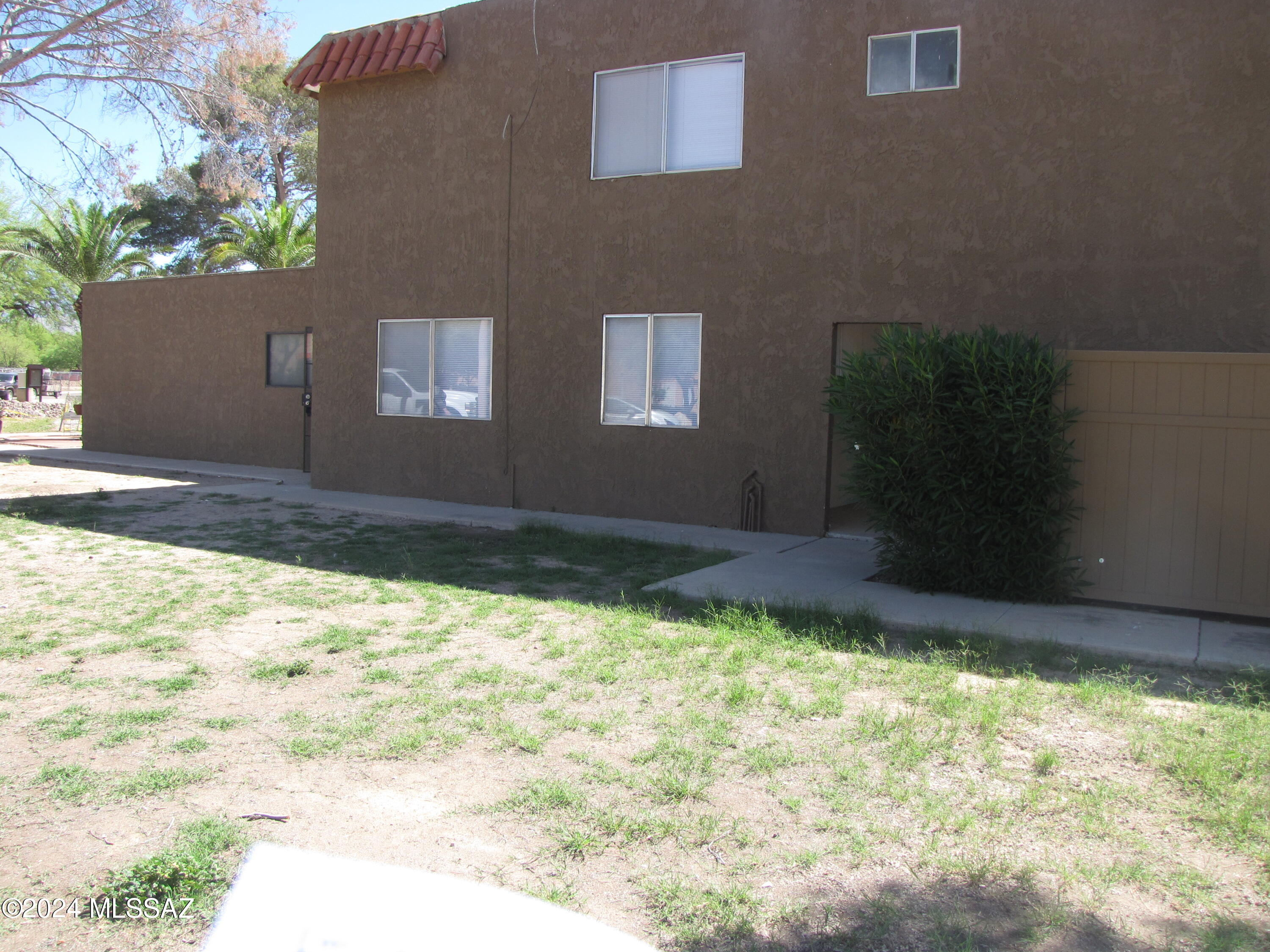 Monte Catalina Estates (1-10) - Residential Lease