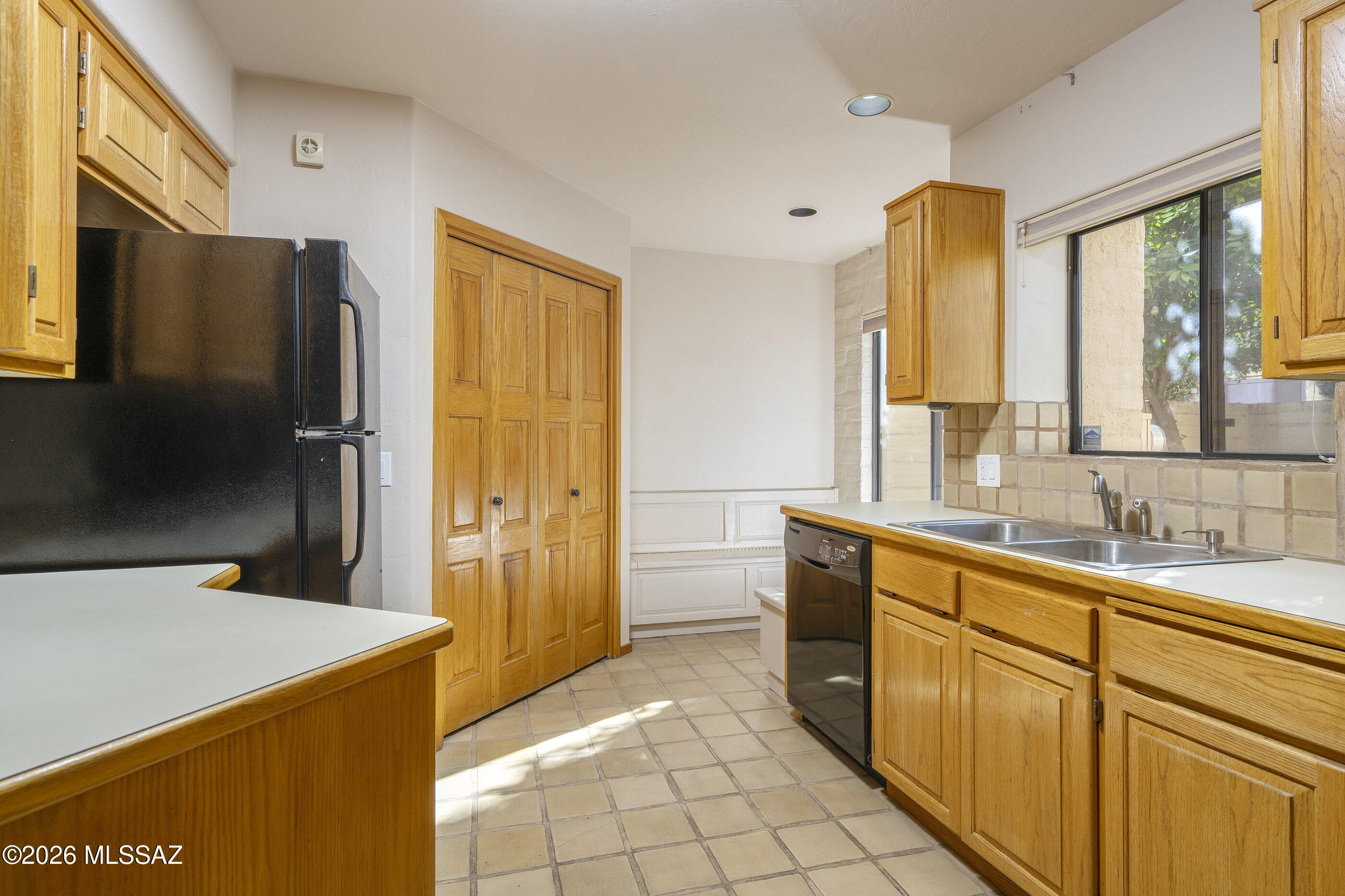 Tucson Racquet Club Th Resub - Residential