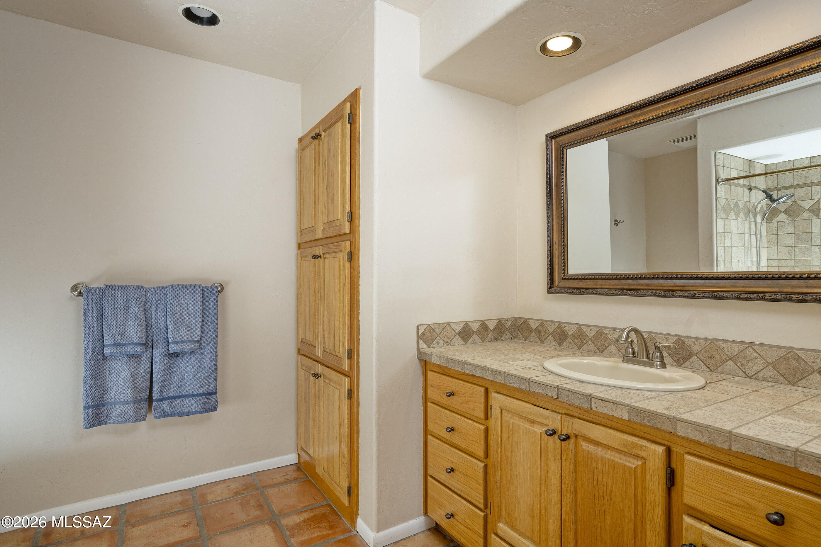 Tucson Racquet Club Th Resub - Residential