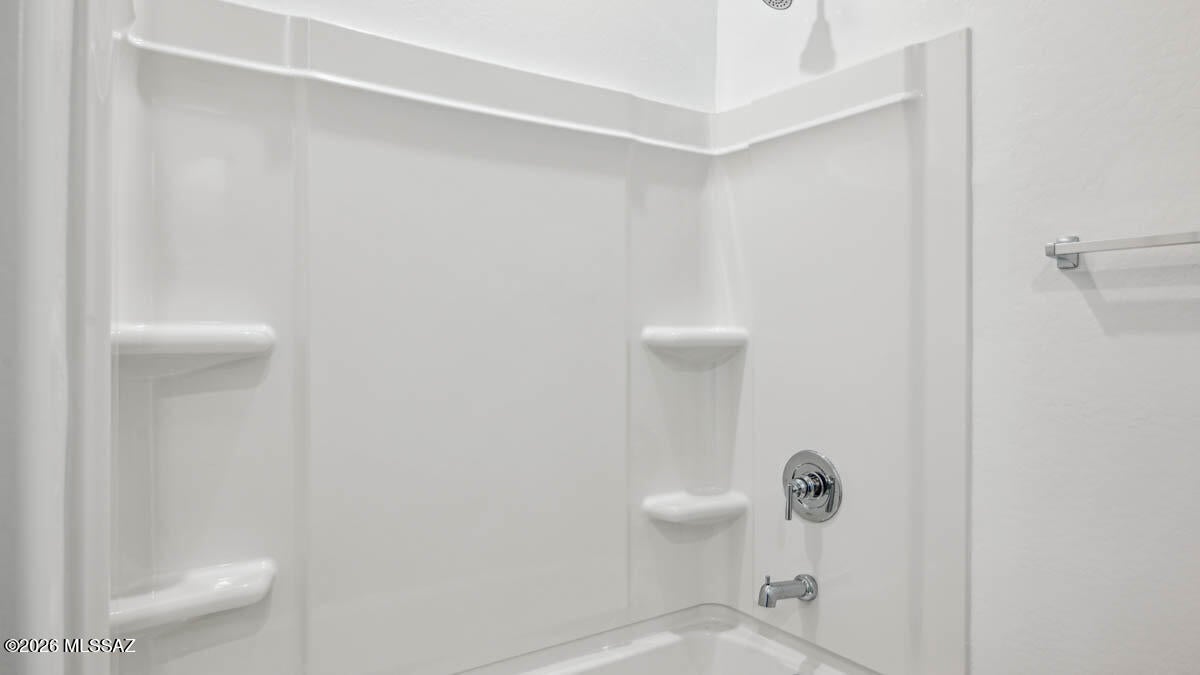 Entranda Del Toro - Residential