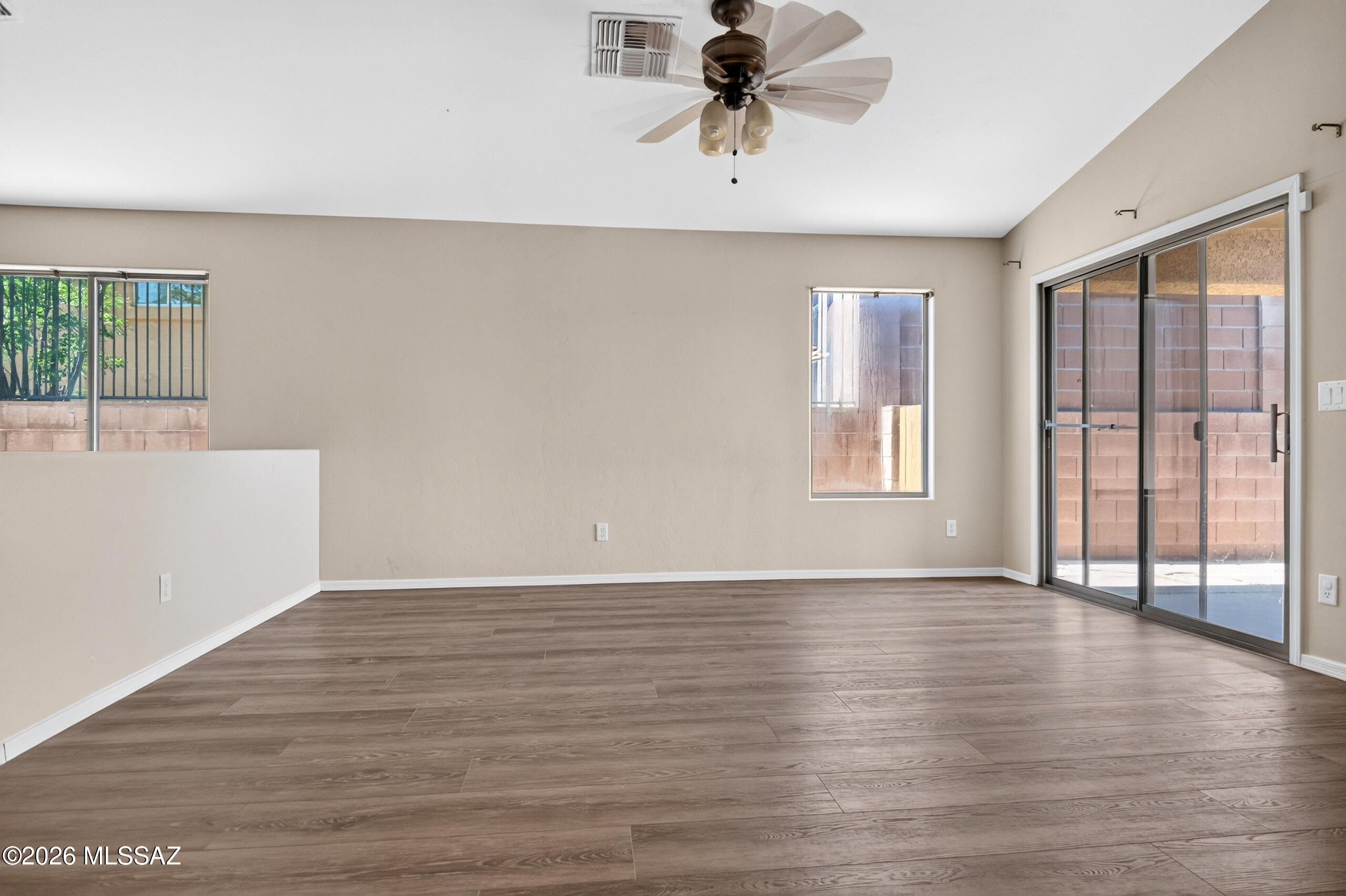 Rancho Del Lago (1-100) - Residential