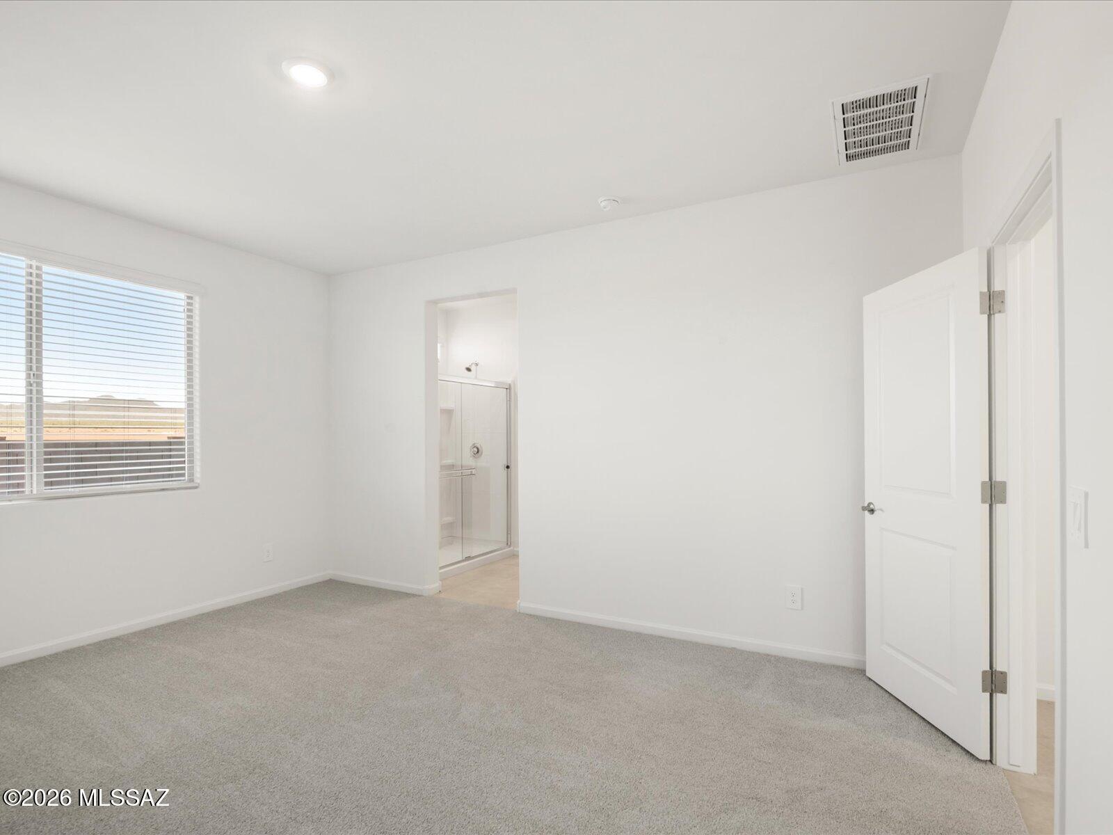 Entranda Del Toro - Residential