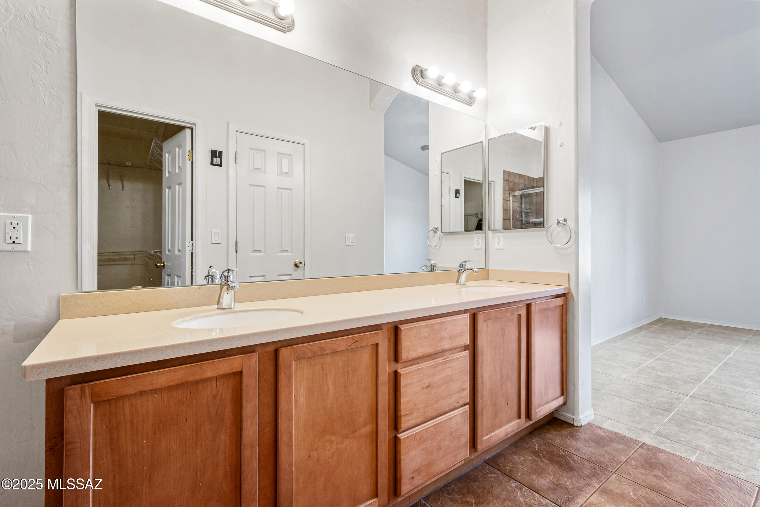 Bella Vista North - Residential