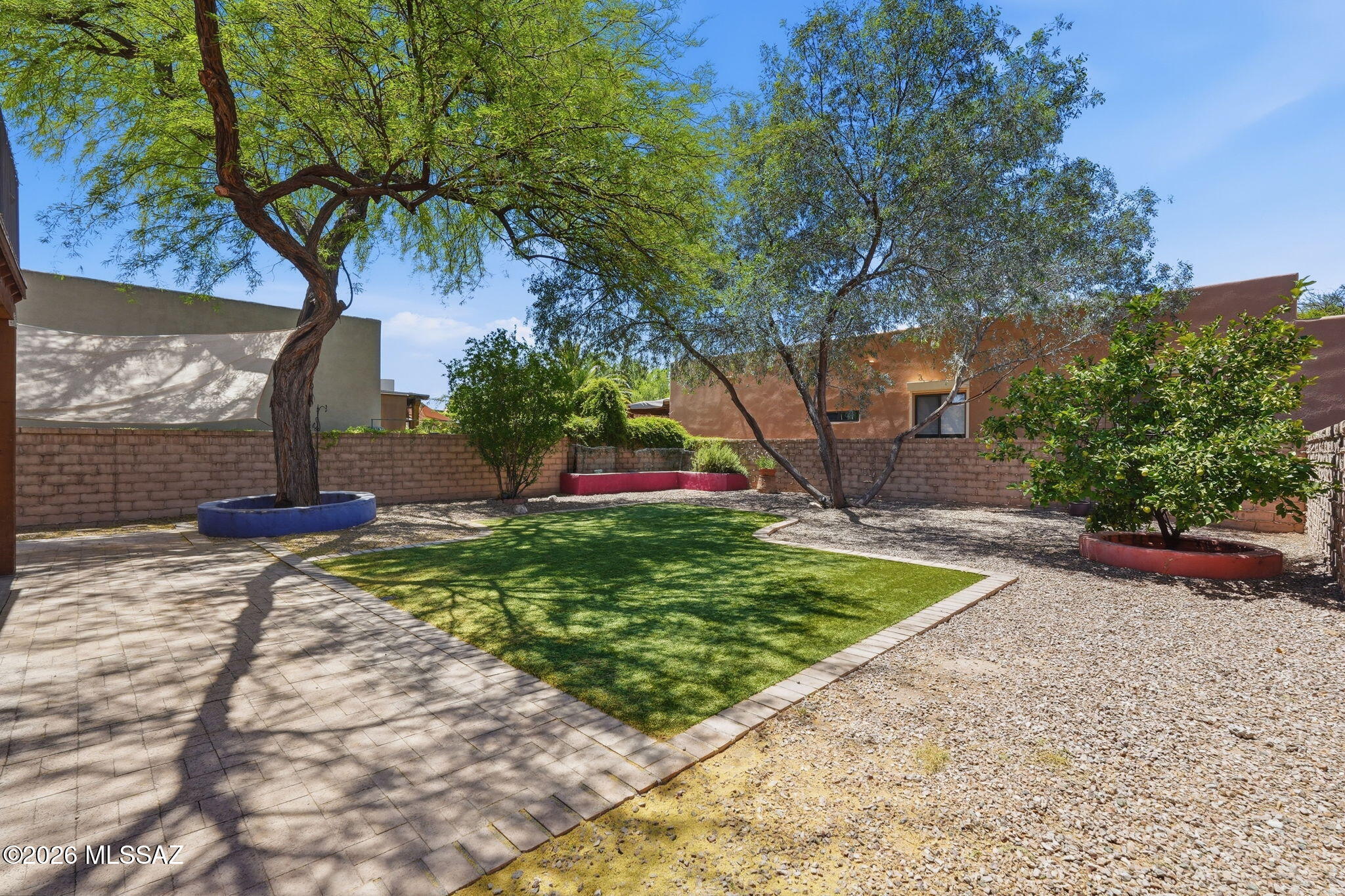 Barrio Del Este - Residential