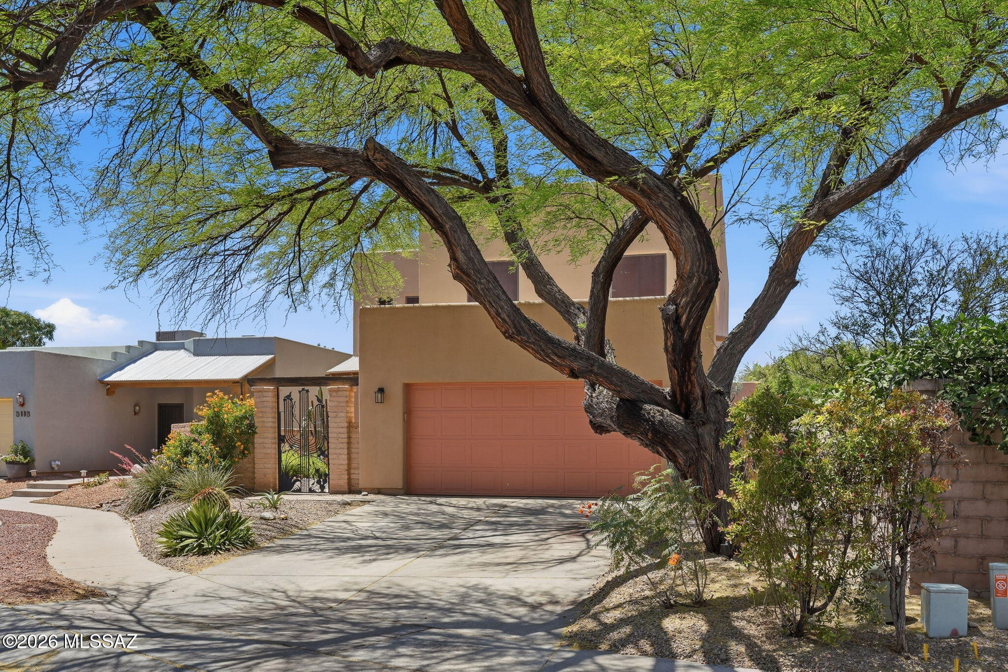 Barrio Del Este - Residential