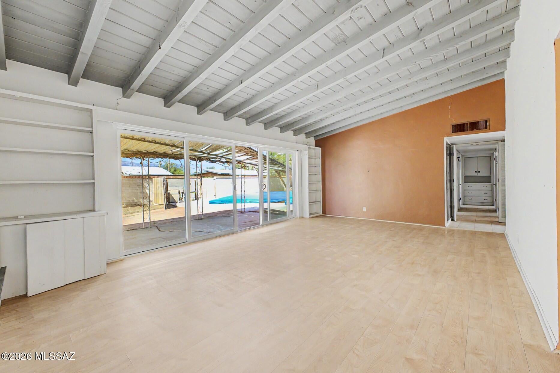Manana Vista - Residential