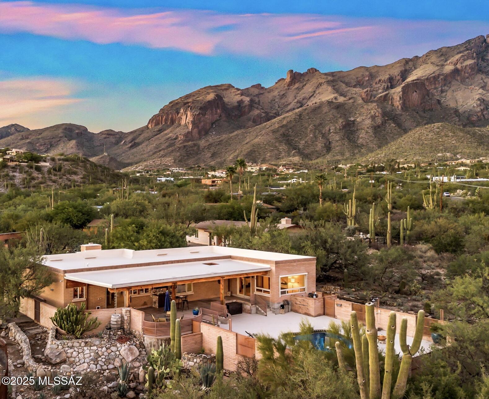The Foothills Clusters (214-372) - Residential