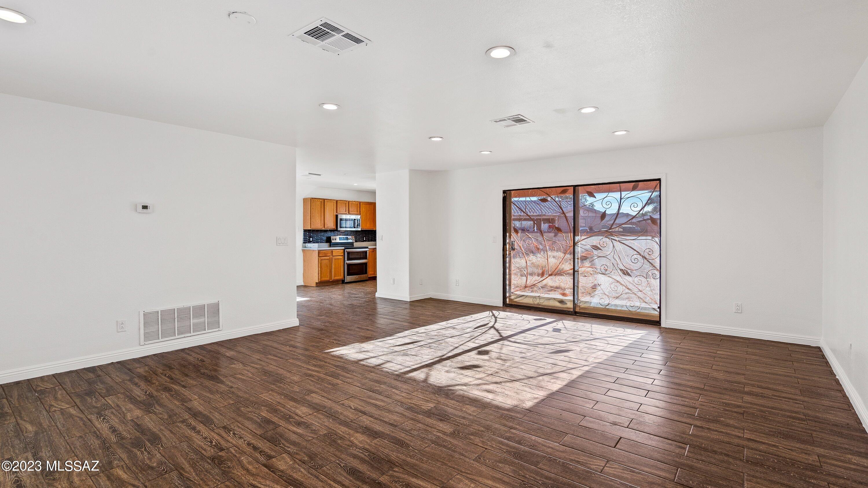 Tucson Mountain Ranch - Residential Lease