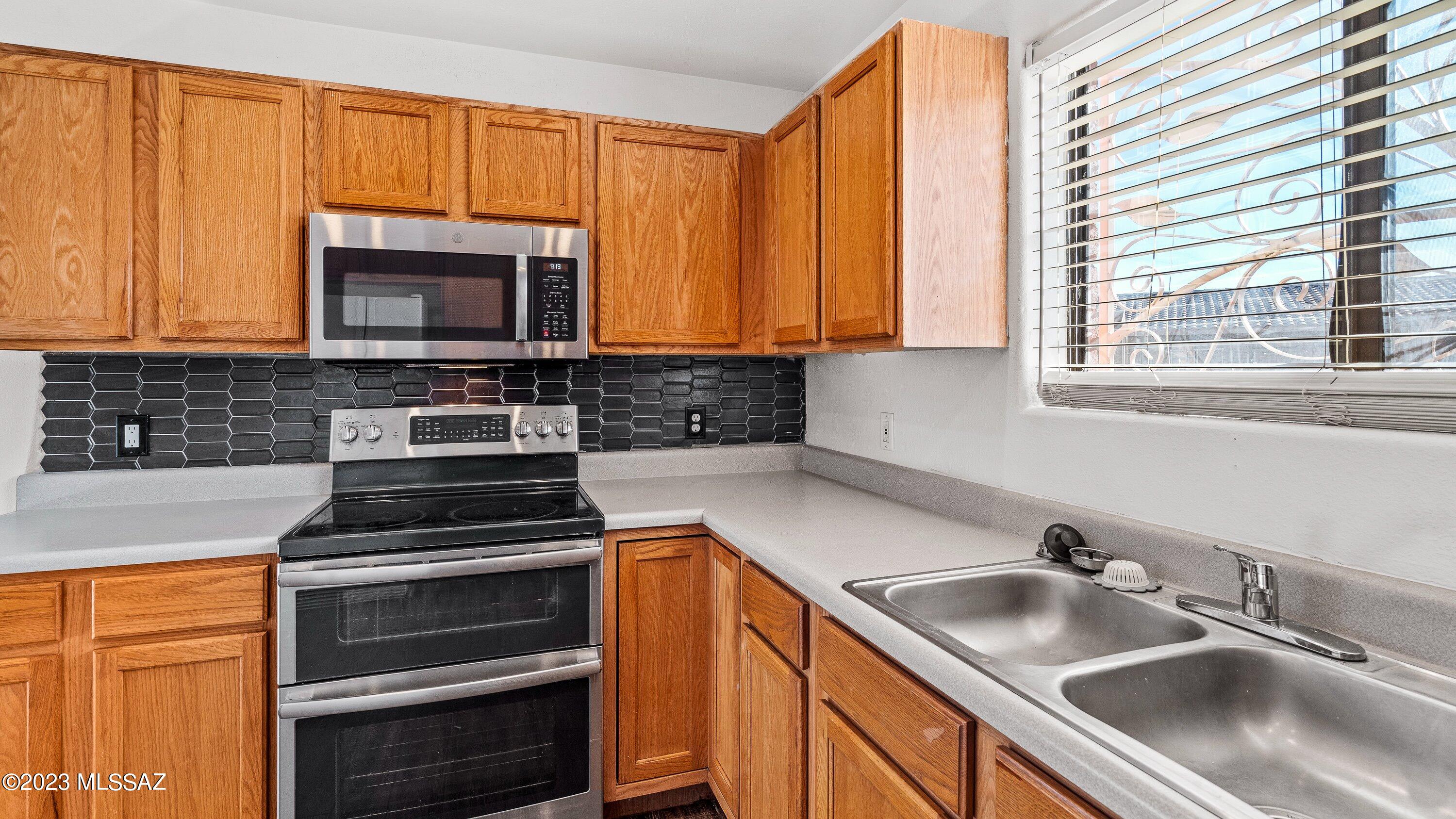 Tucson Mountain Ranch - Residential Lease