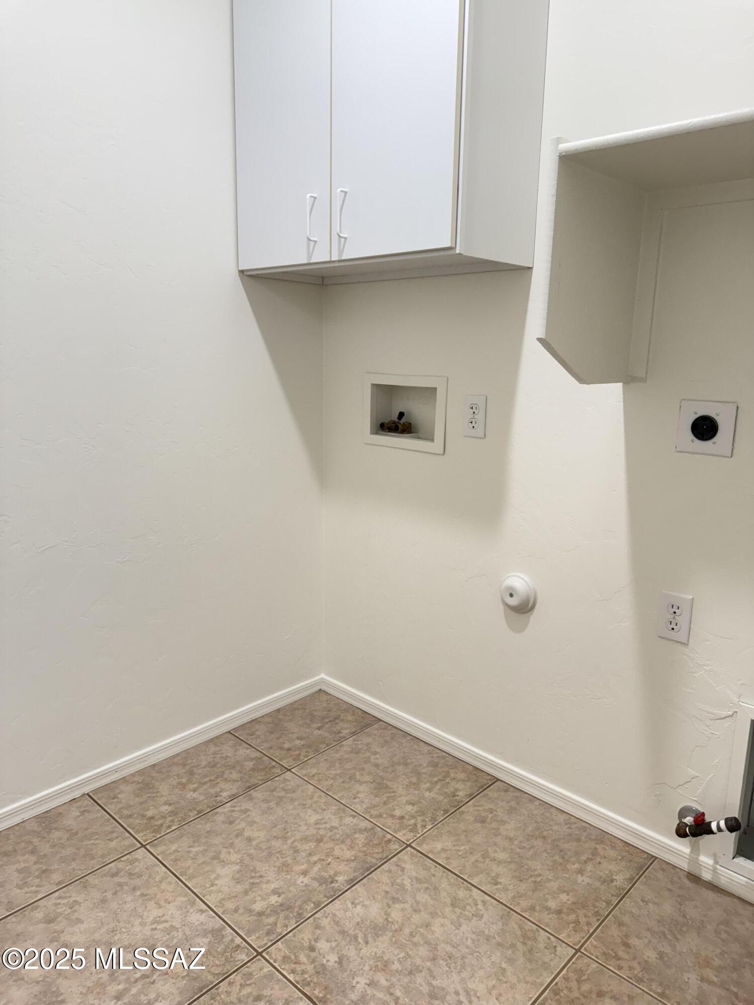 Desert Willow Estates (1-110) - Residential Lease