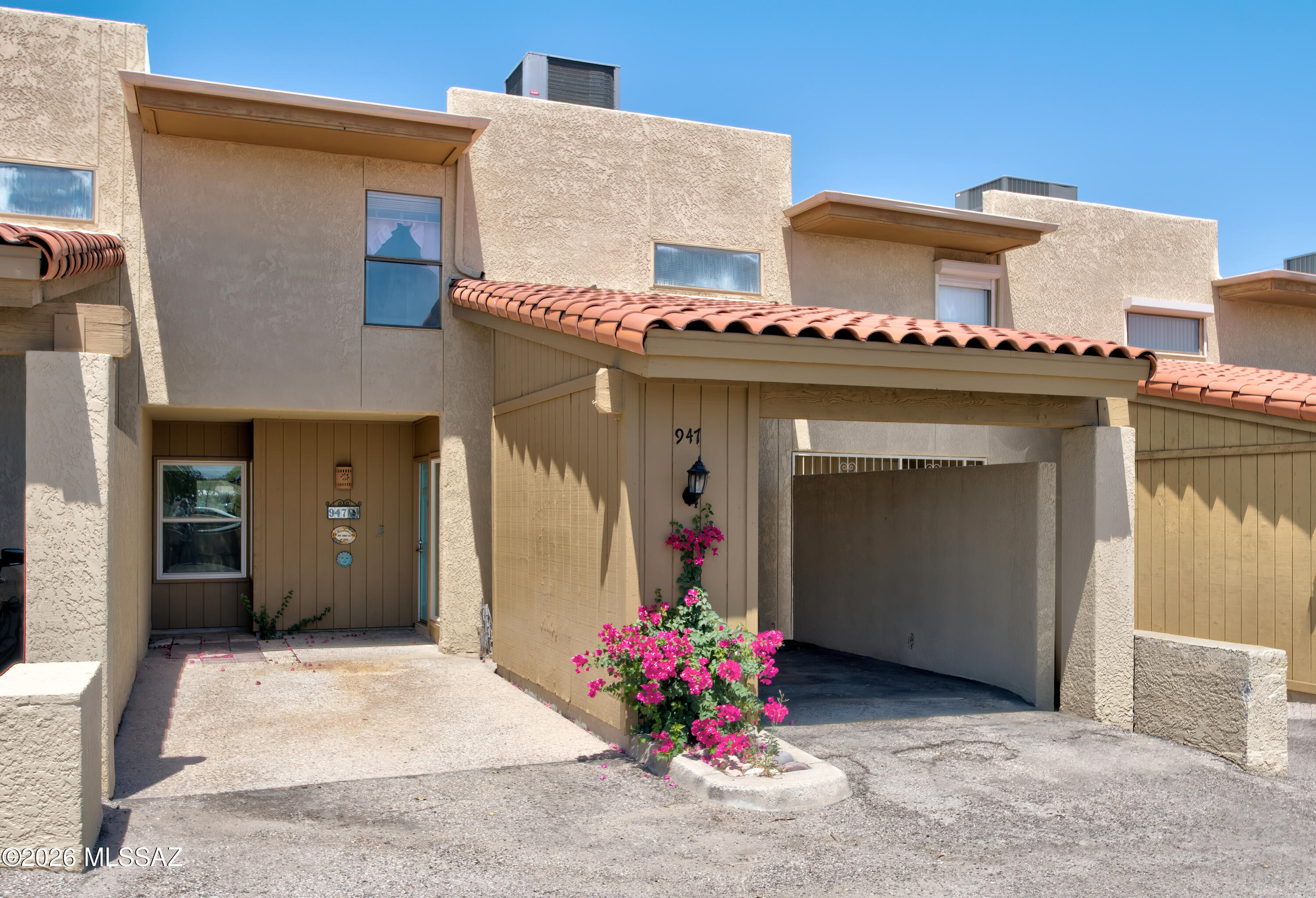 Sundown Townhomes (1-6) - Residential