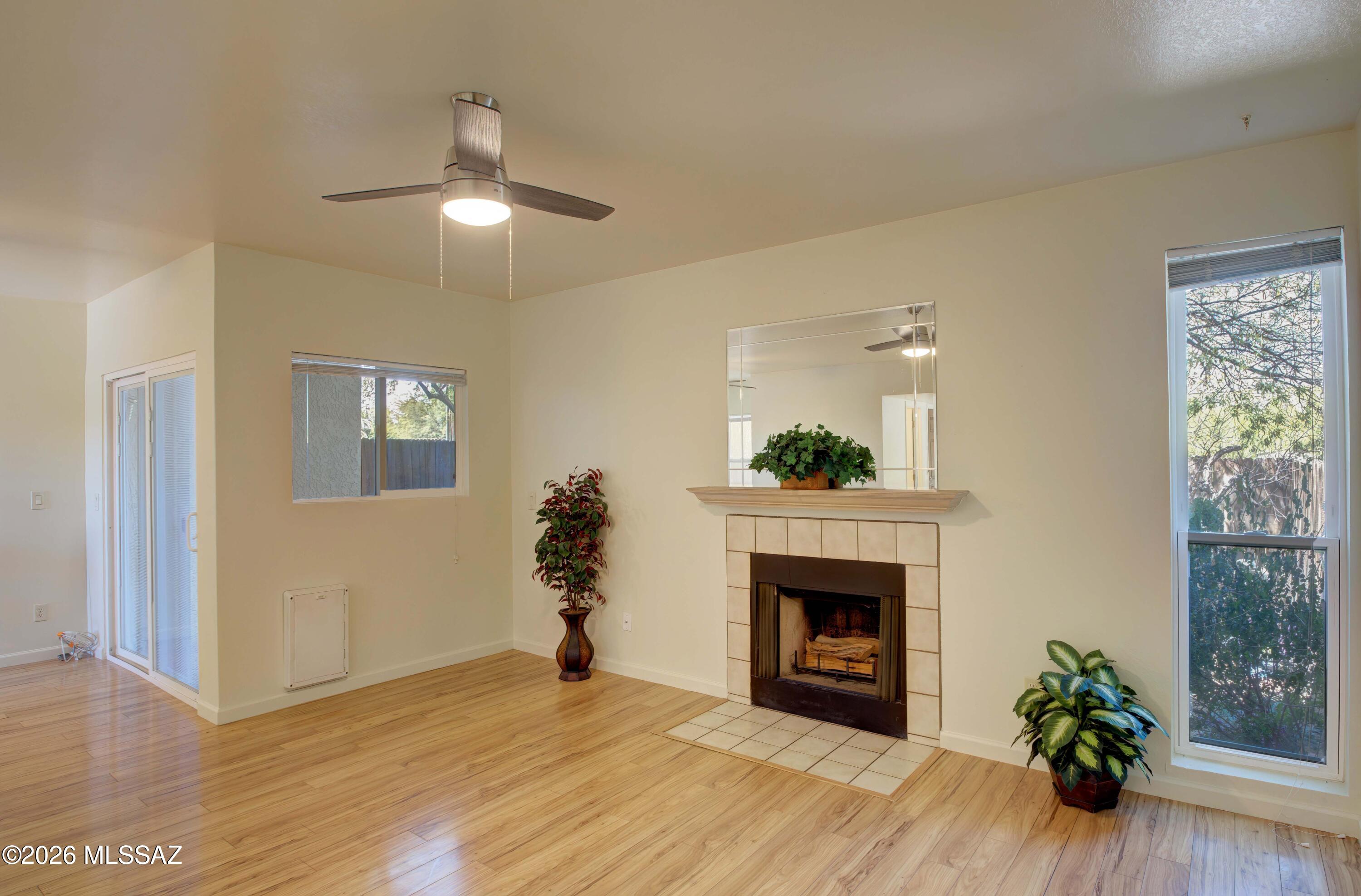 Sundown Townhomes (1-6) - Residential