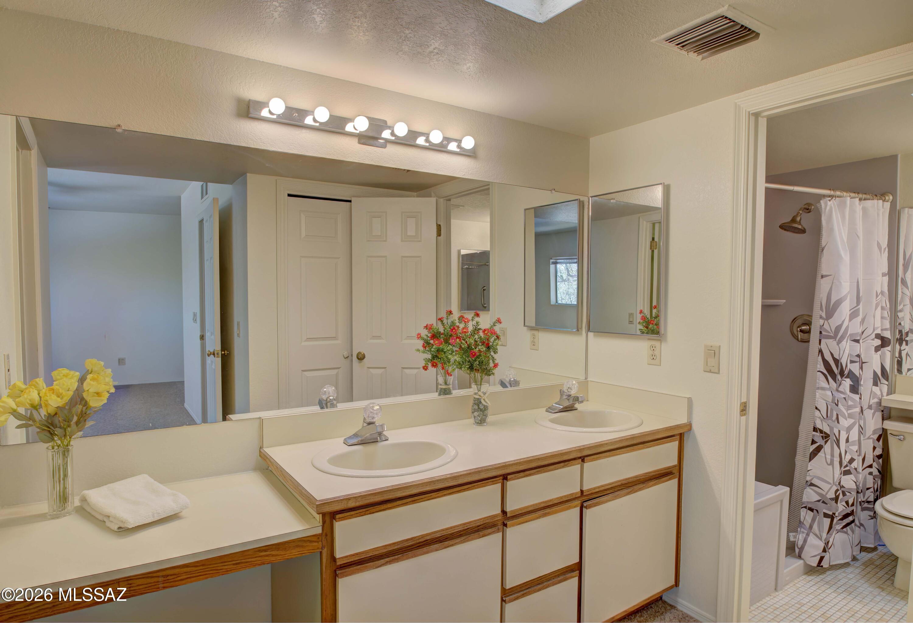 Sundown Townhomes (1-6) - Residential