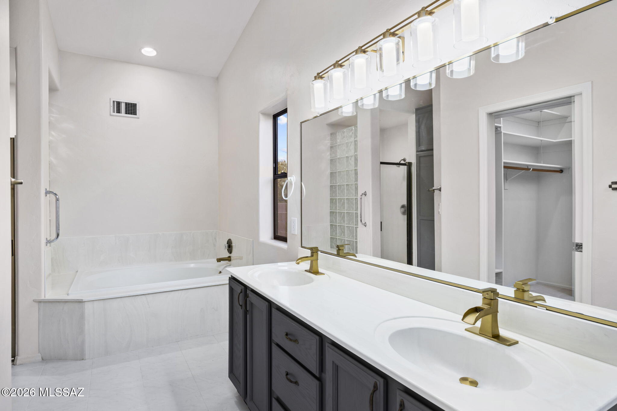 Rancho Eireann (1-20) - Residential