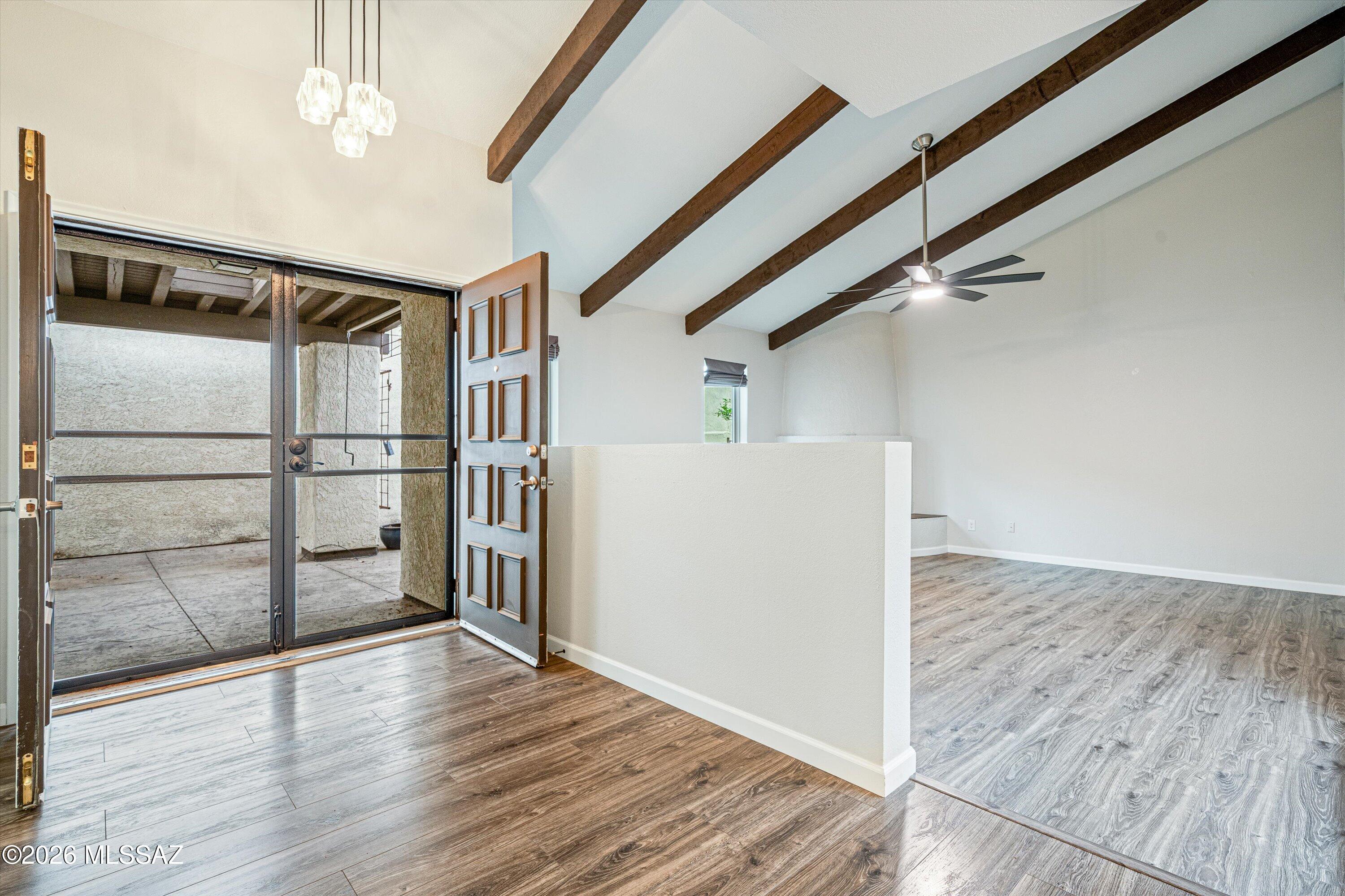 Villa Del Rio (1-148) - Residential