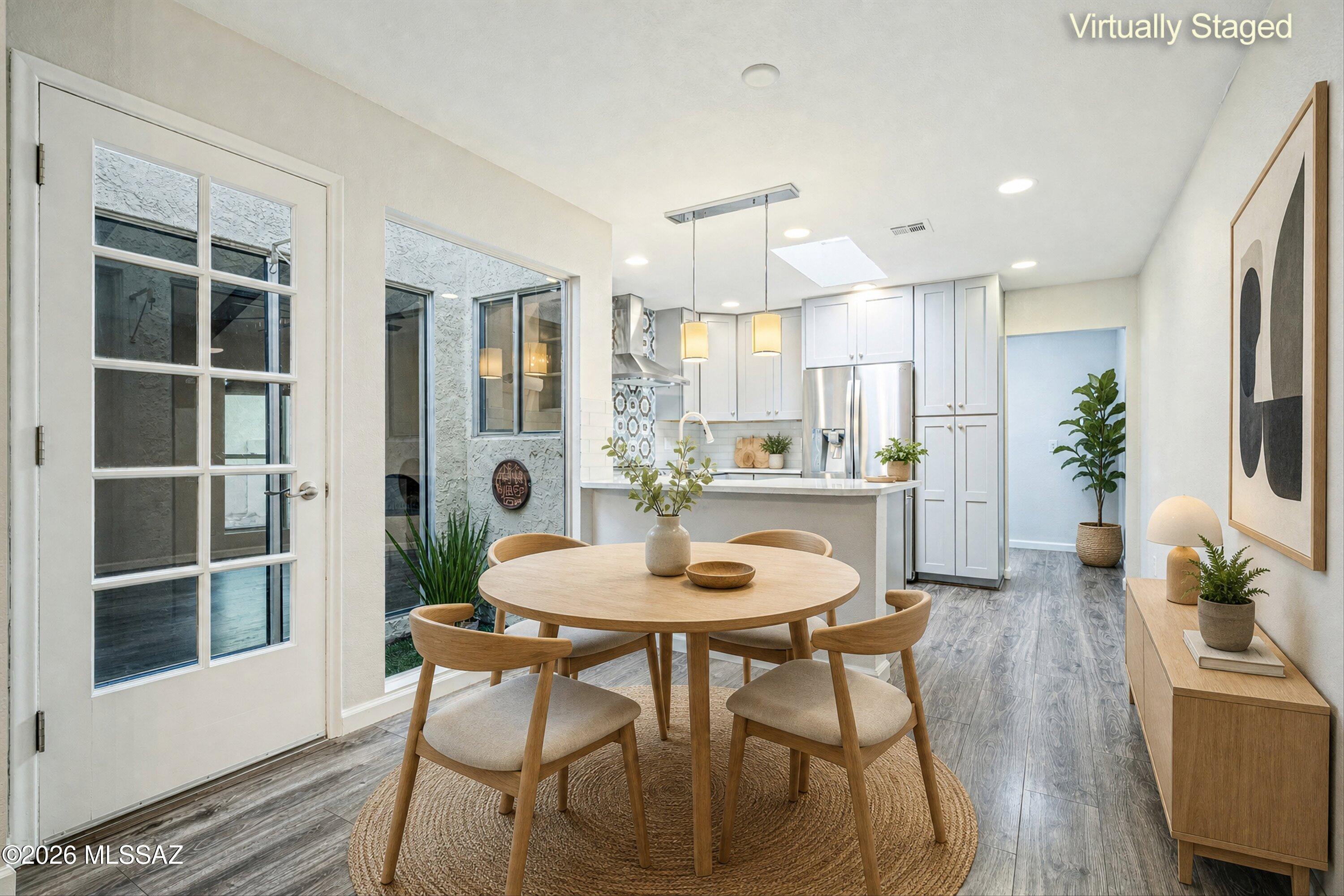 Villa Del Rio (1-148) - Residential