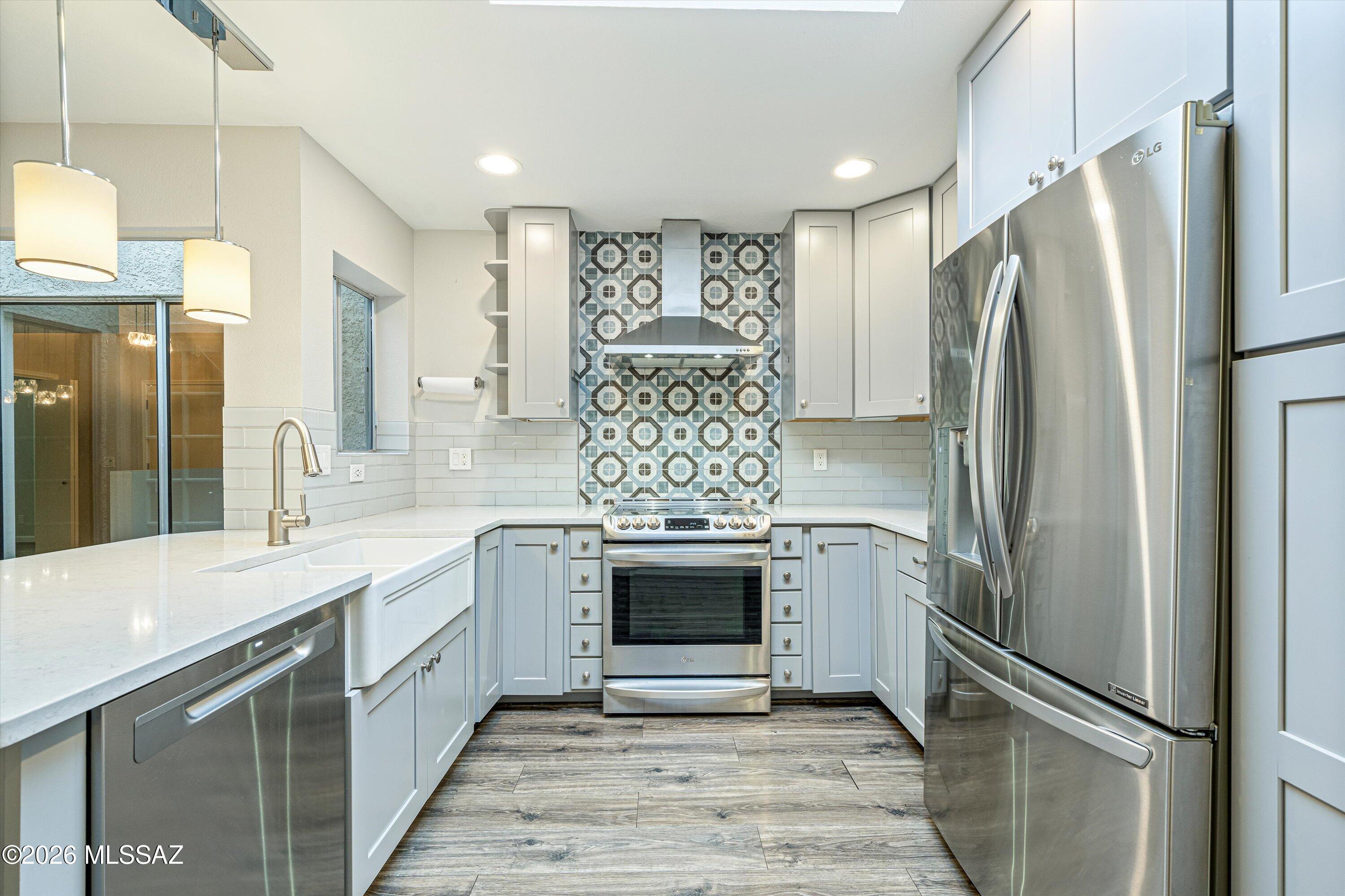 Villa Del Rio (1-148) - Residential