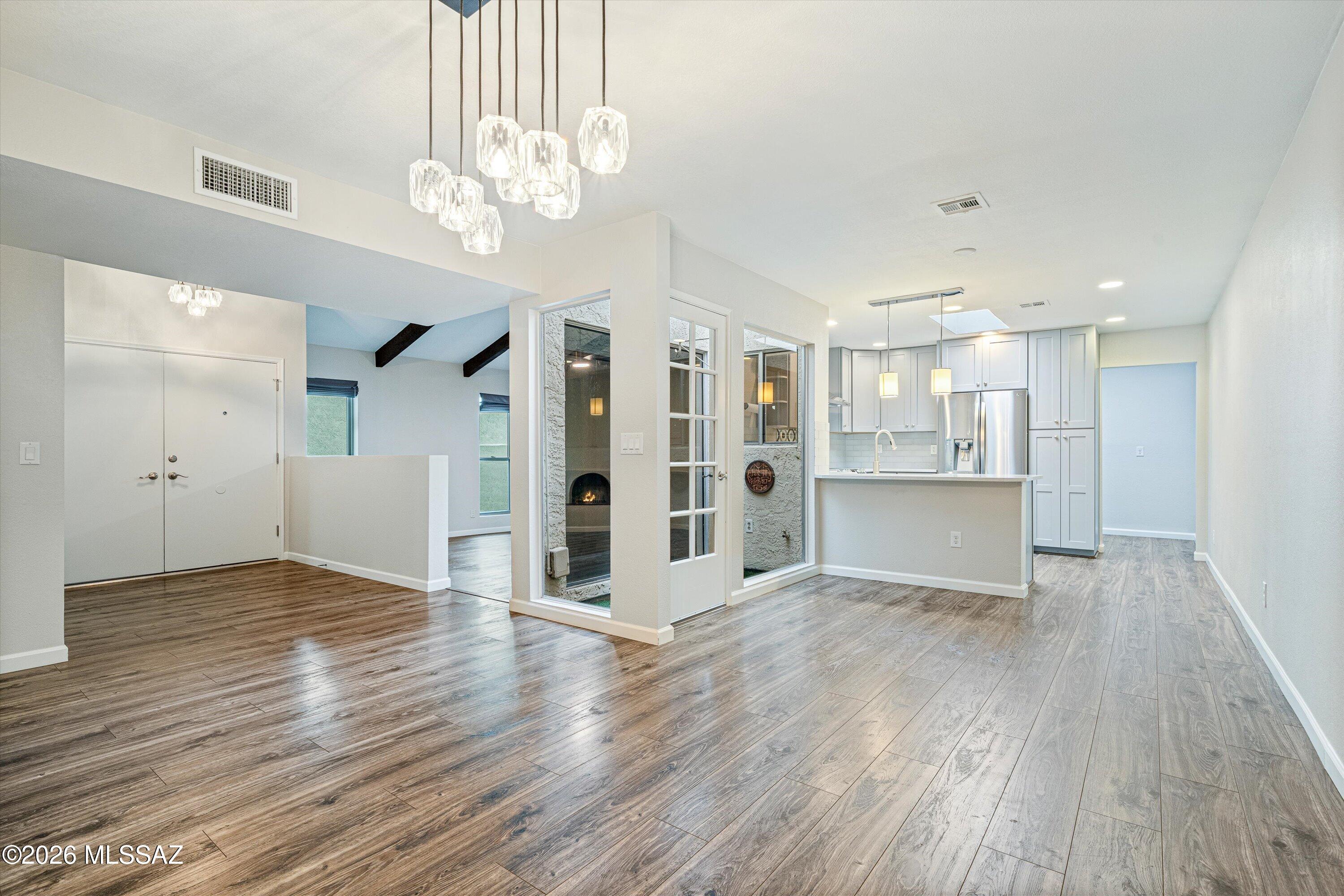 Villa Del Rio (1-148) - Residential