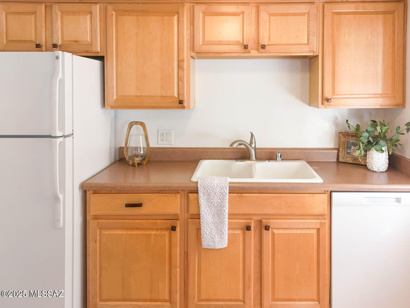 Sierra Madre Condos - Residential