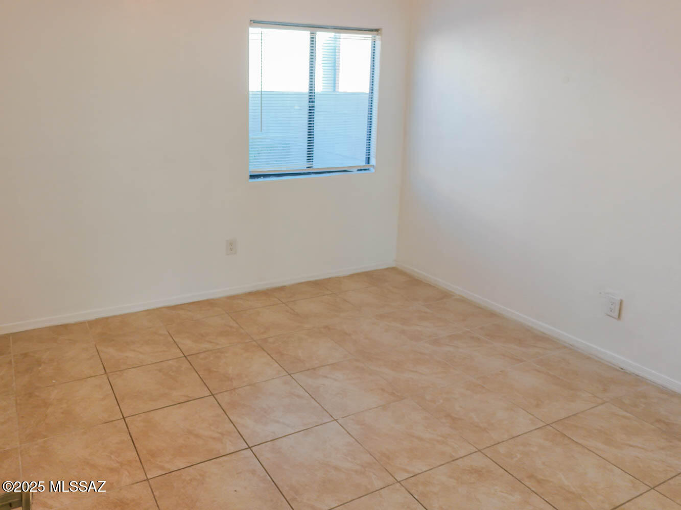 Sierra Madre Condos - Residential