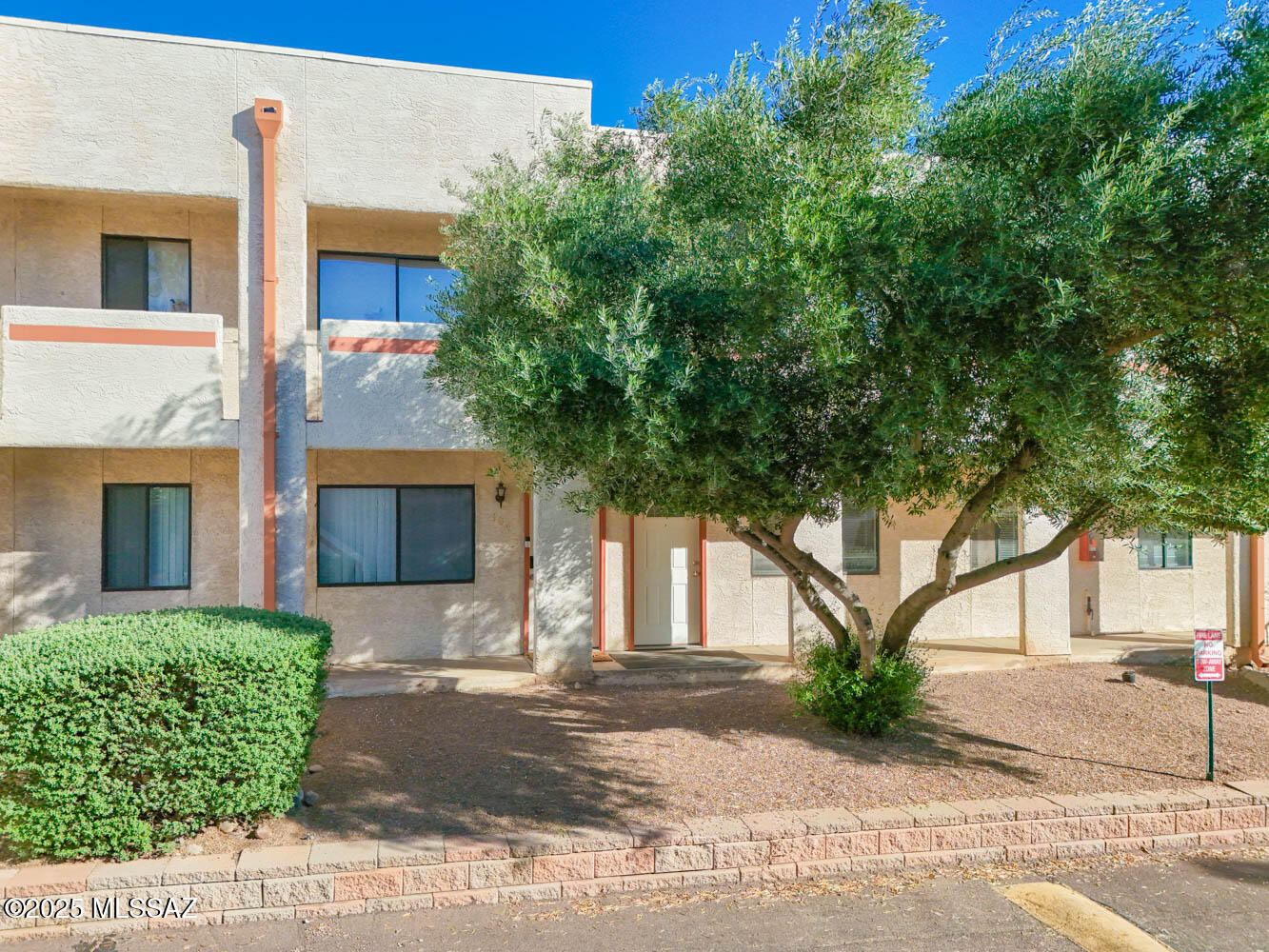 Sierra Madre Condos - Residential