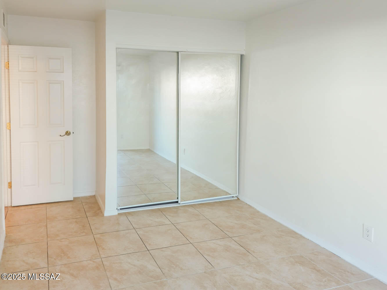 Sierra Madre Condos - Residential