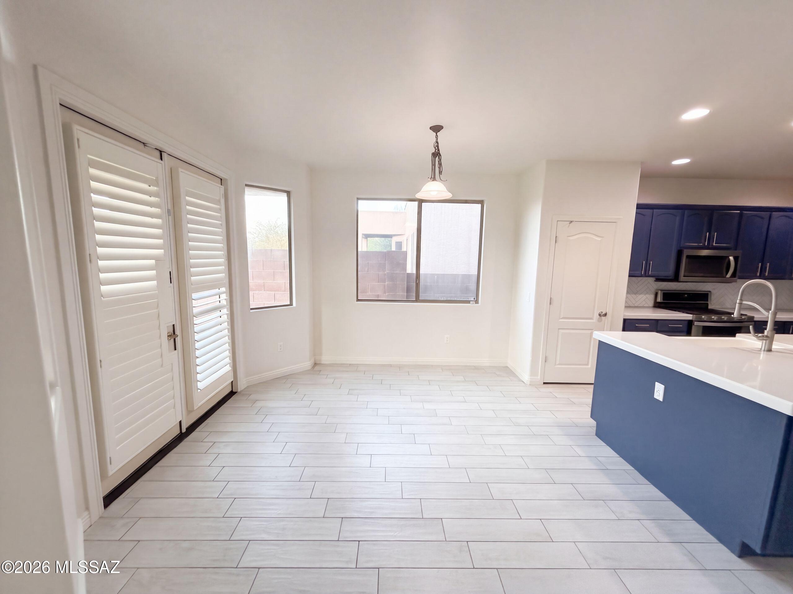 Rancho Del Lago (1-100) - Residential