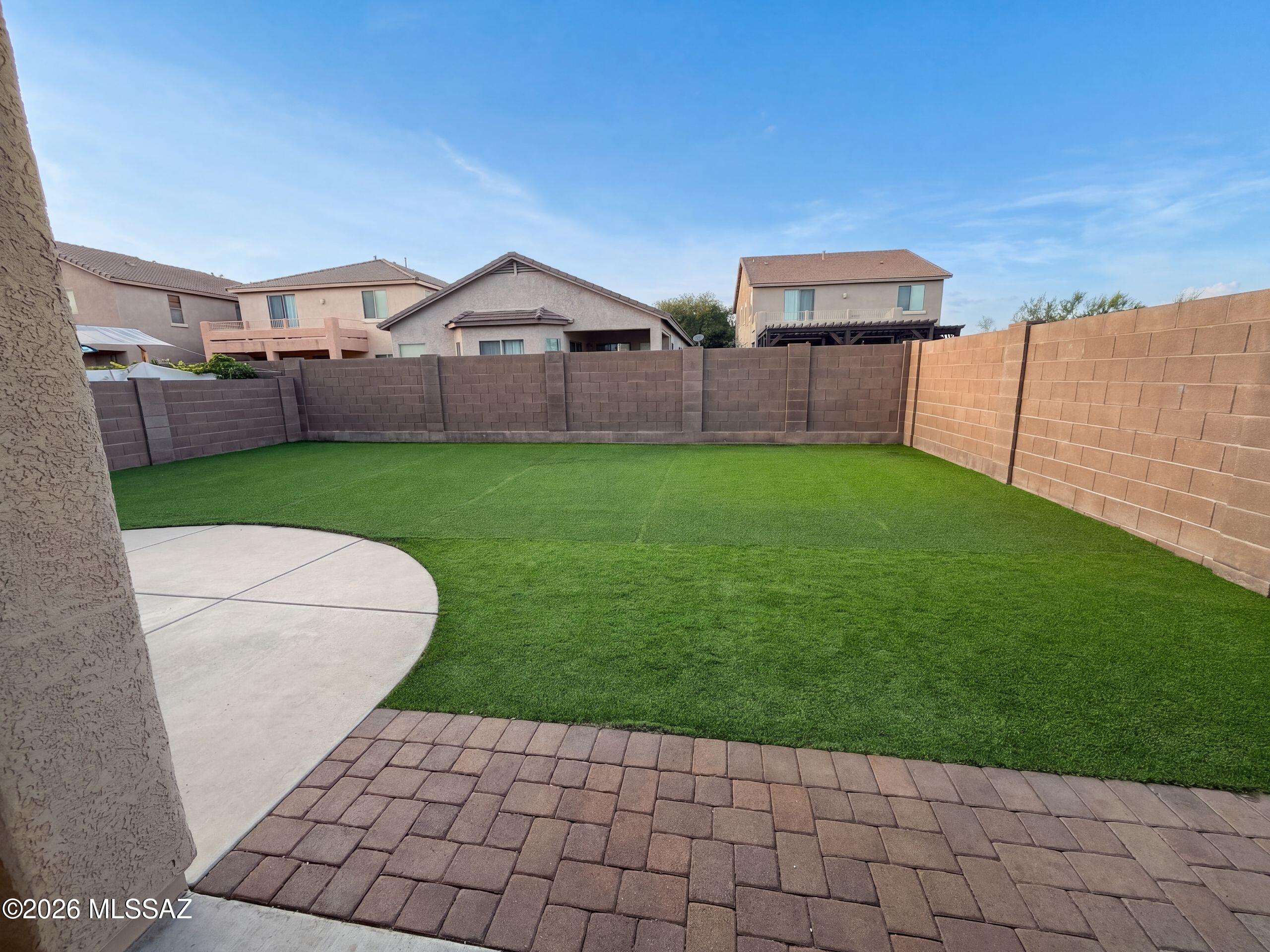 Rancho Del Lago (1-100) - Residential