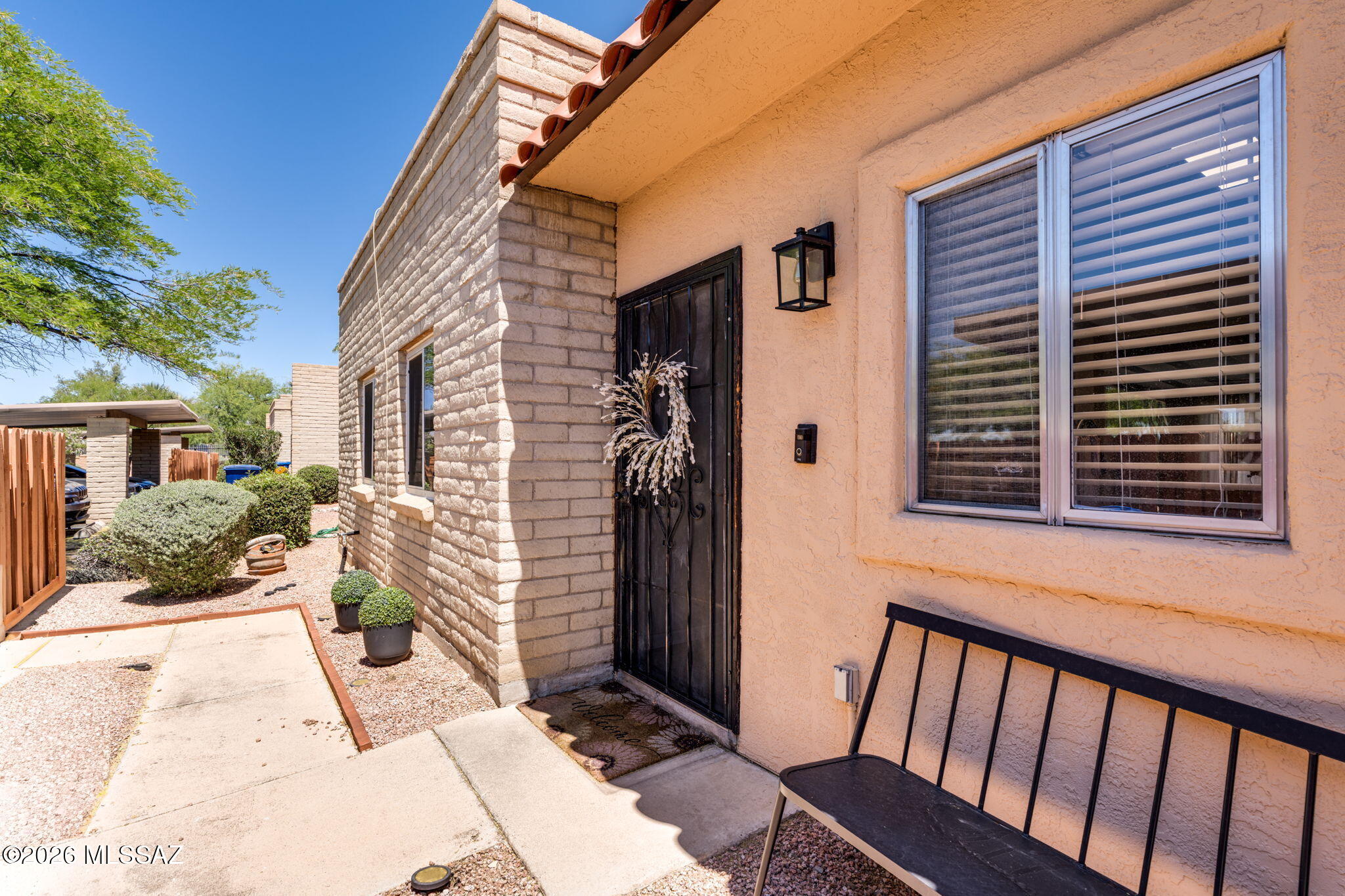 Pantano Park Townhouses - Residential