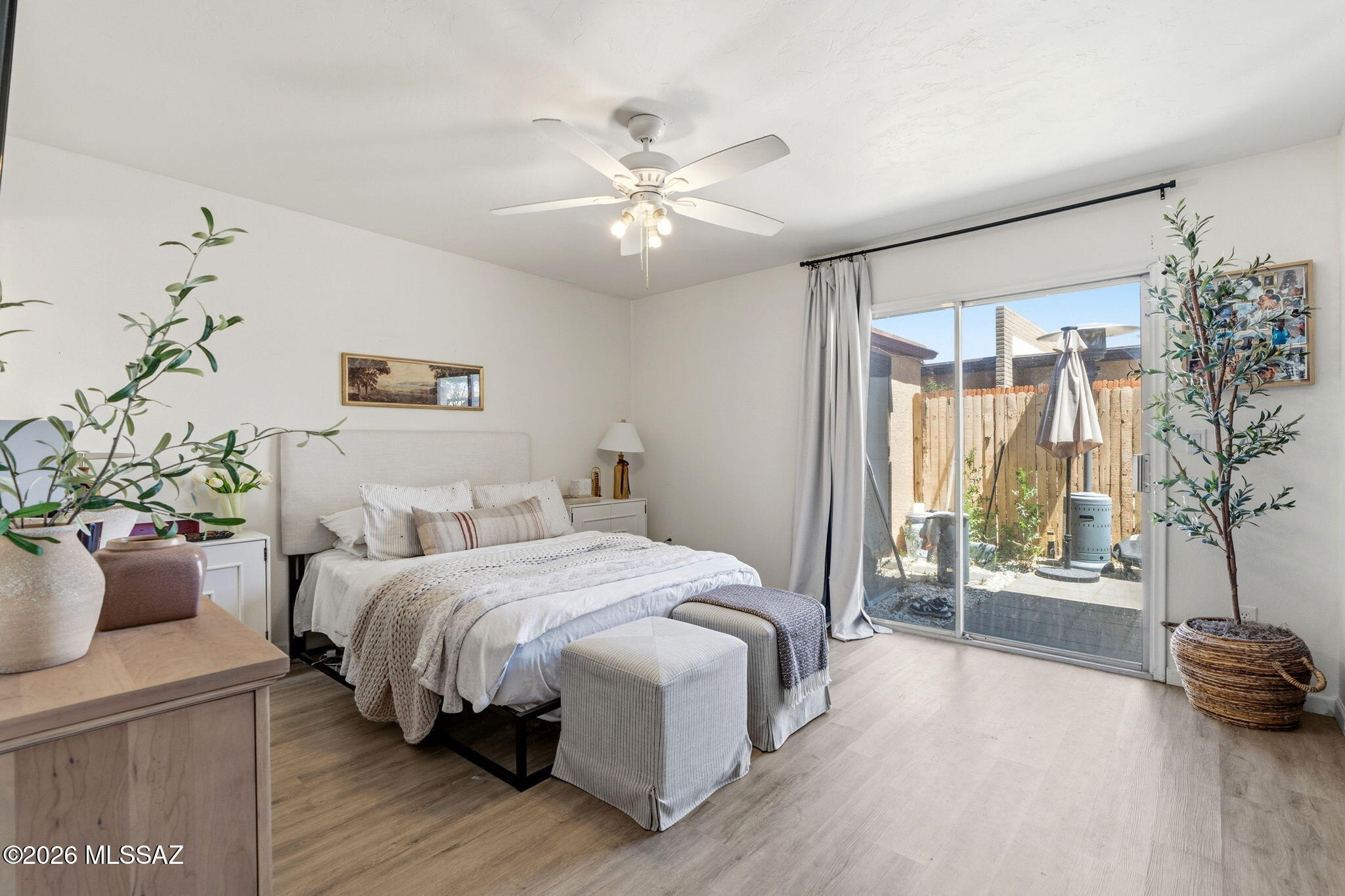 Pantano Park Townhouses - Residential
