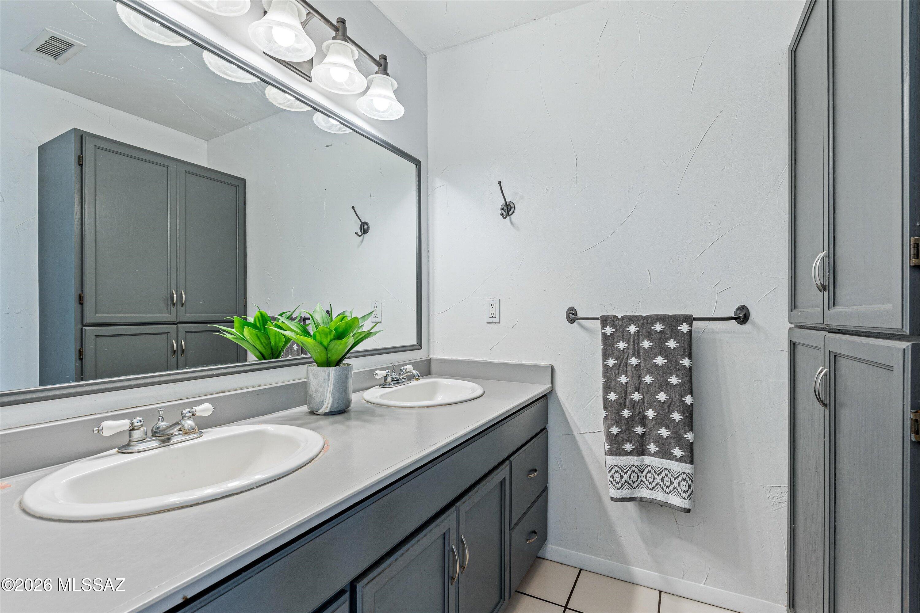 Jefferson Park - Residential
