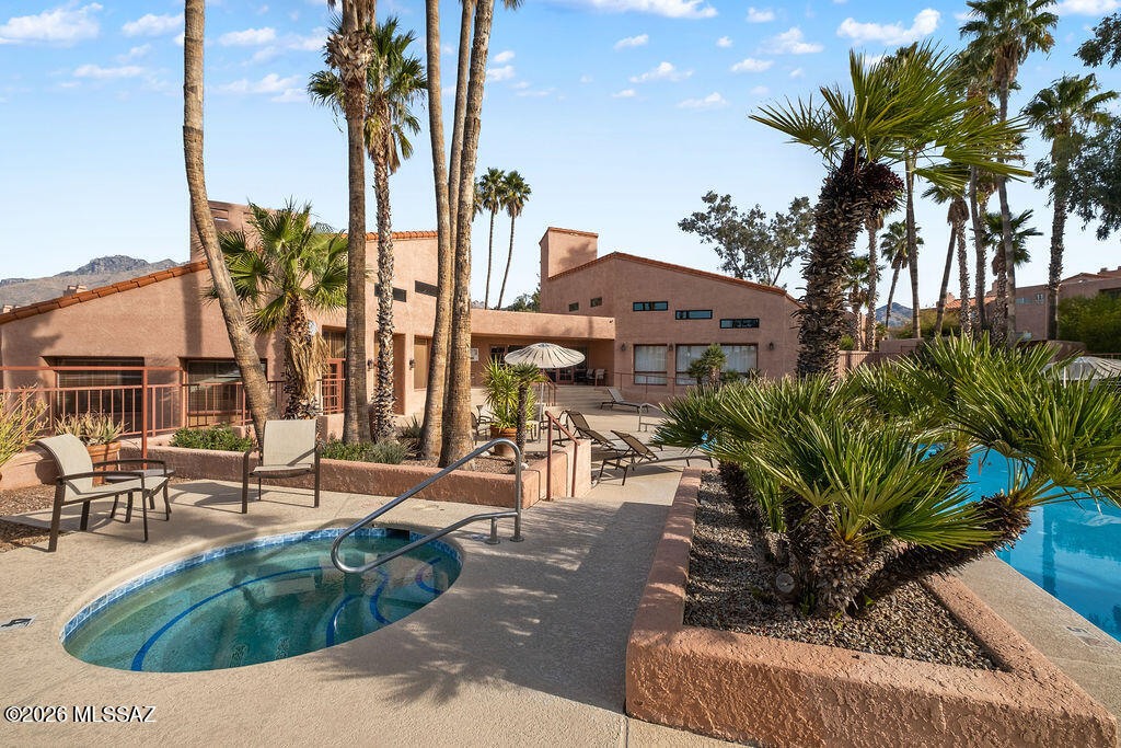 Ventana Vista Condominiums - Residential