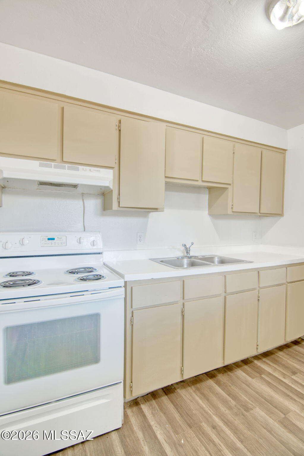 Craycroft - Residential Lease