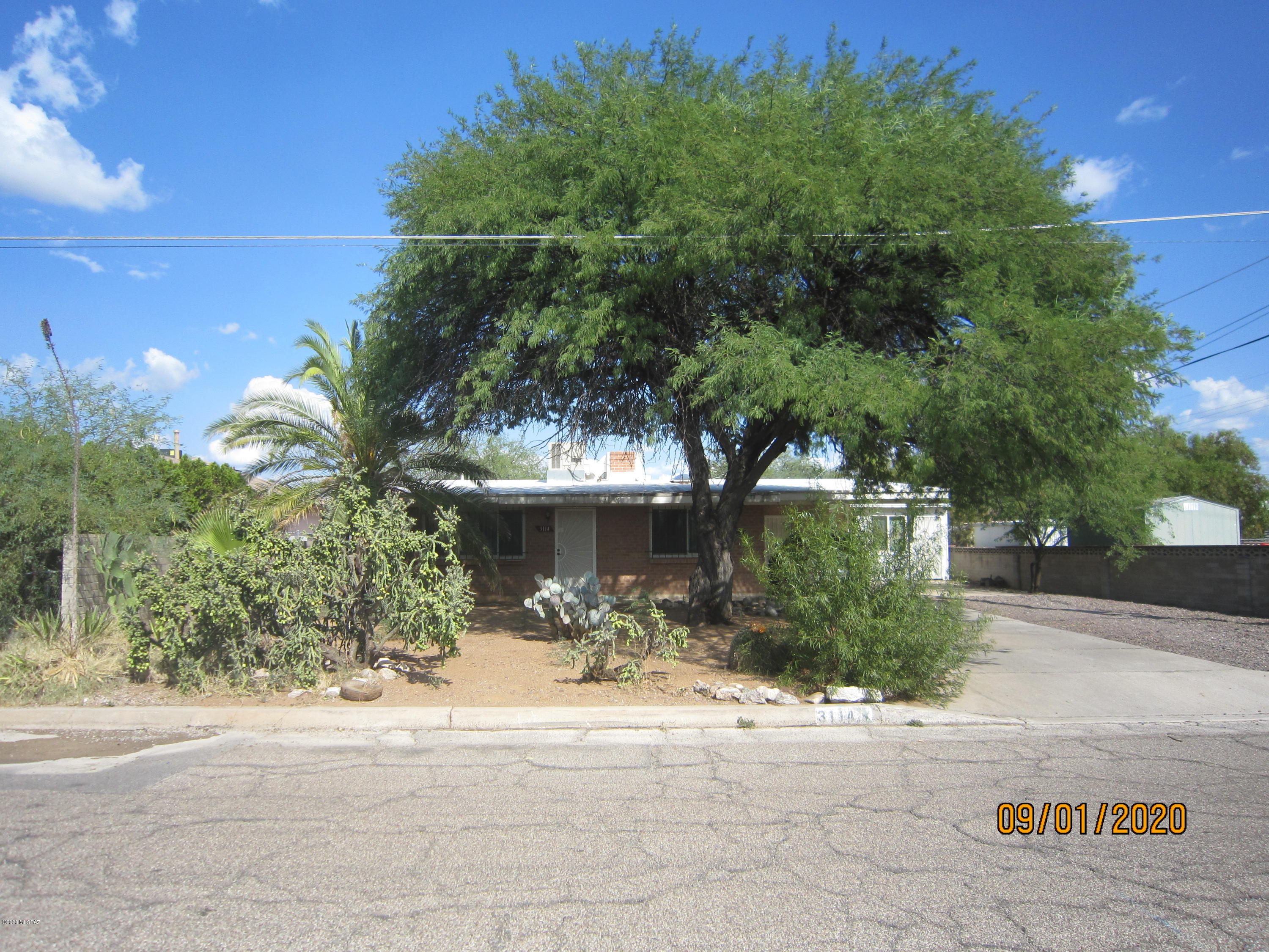 Campbell Ave. Acres - Residential Lease