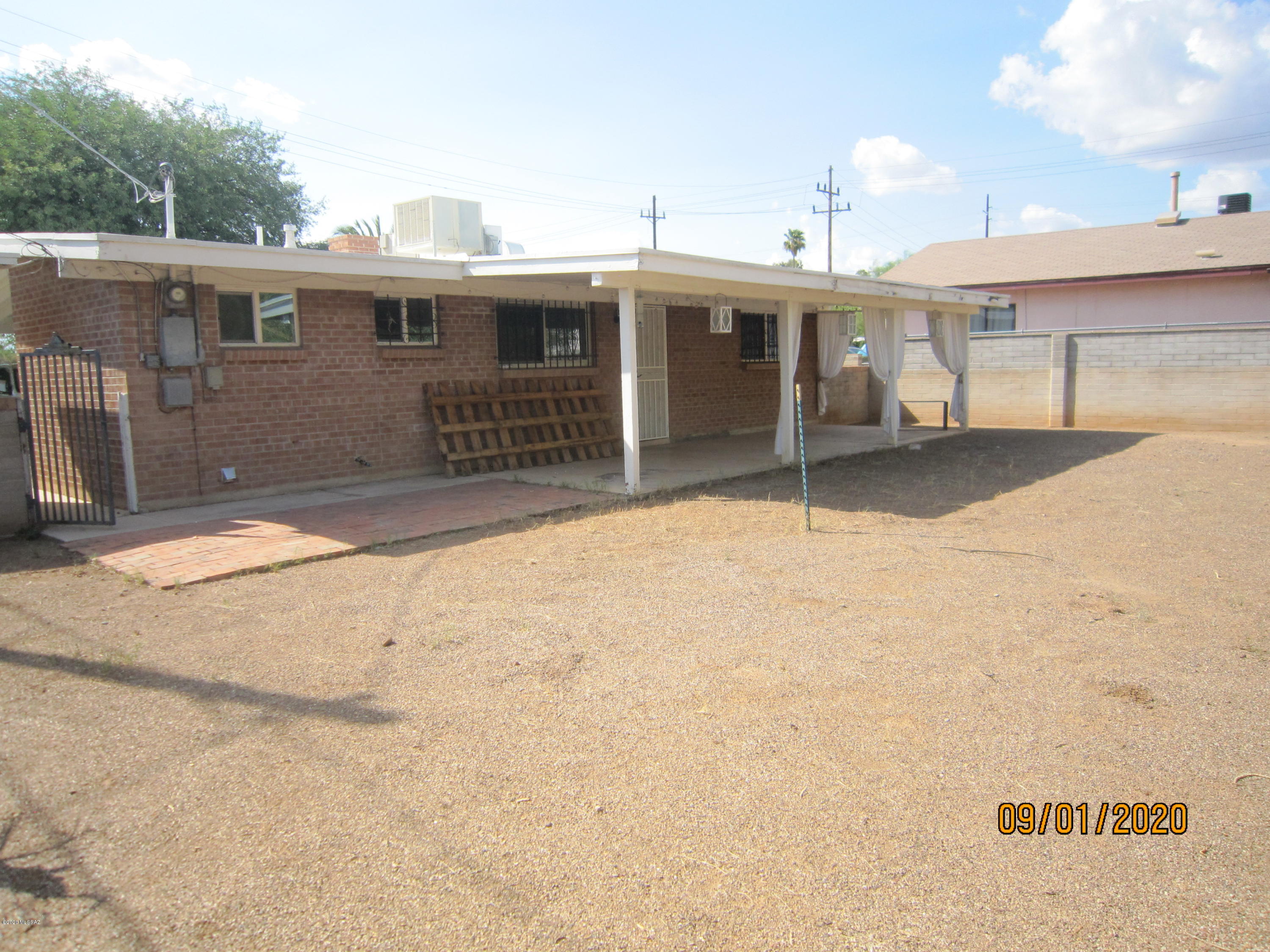 Campbell Ave. Acres - Residential Lease