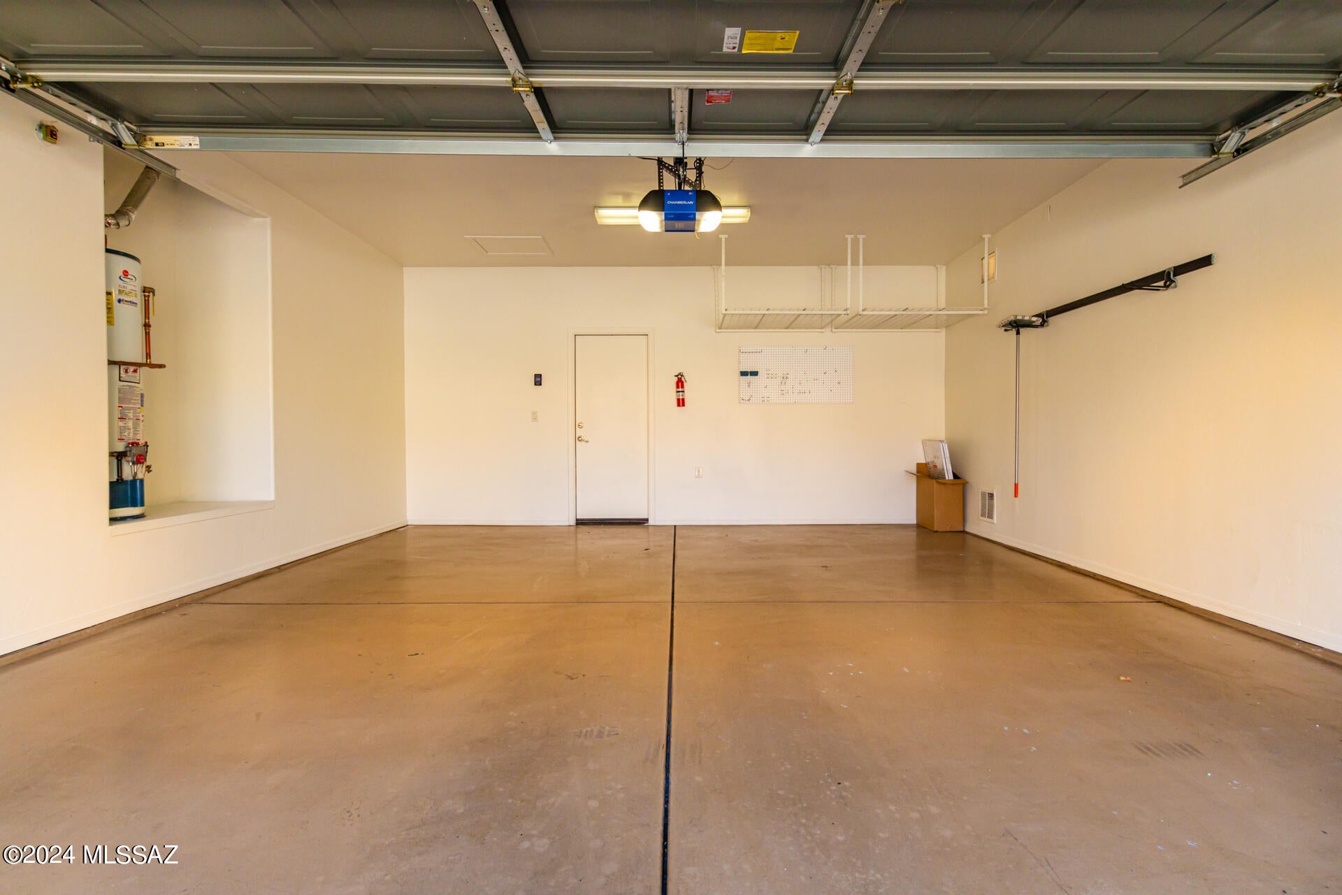 Paseo del Rio - Residential Lease