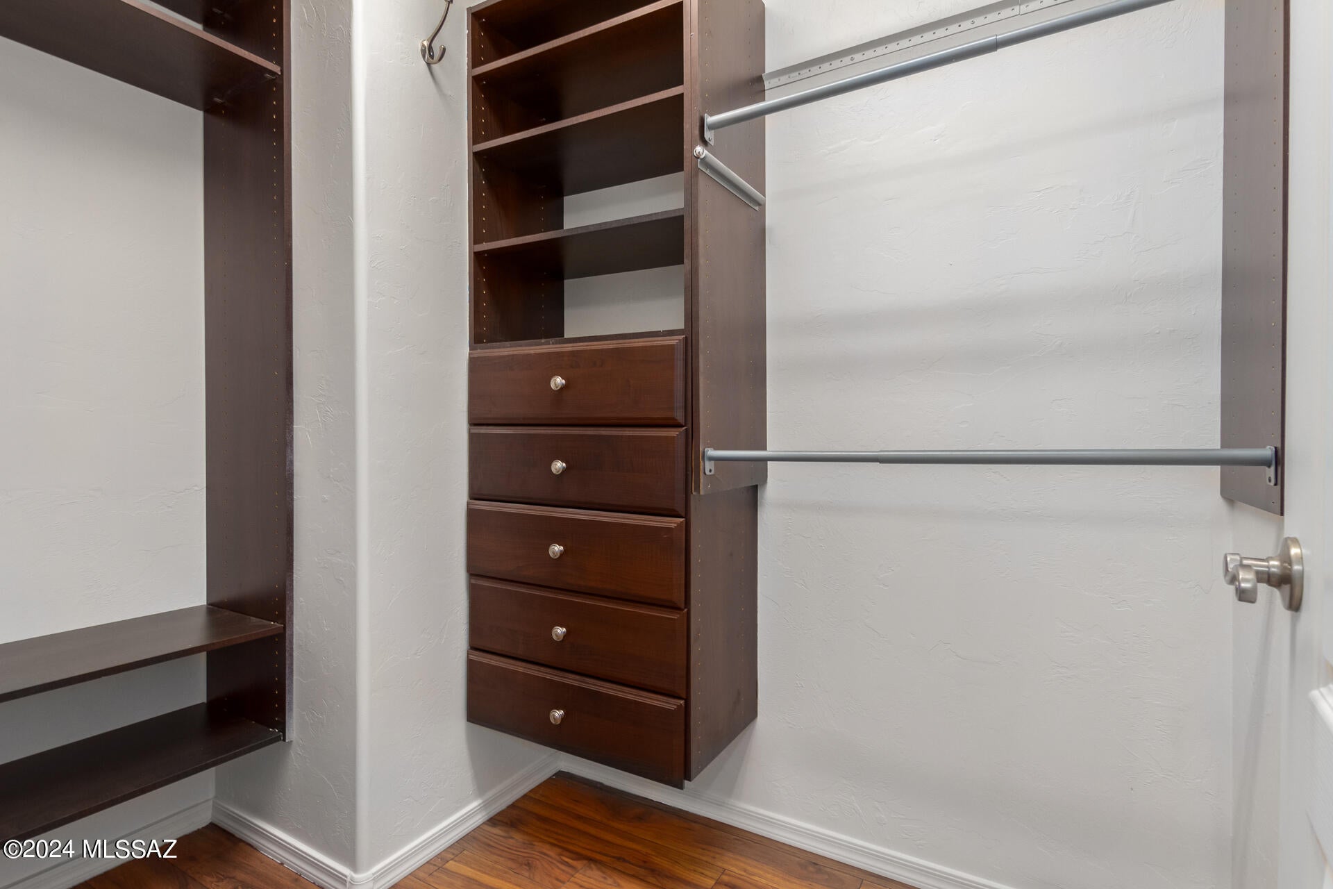 Paseo del Rio - Residential Lease