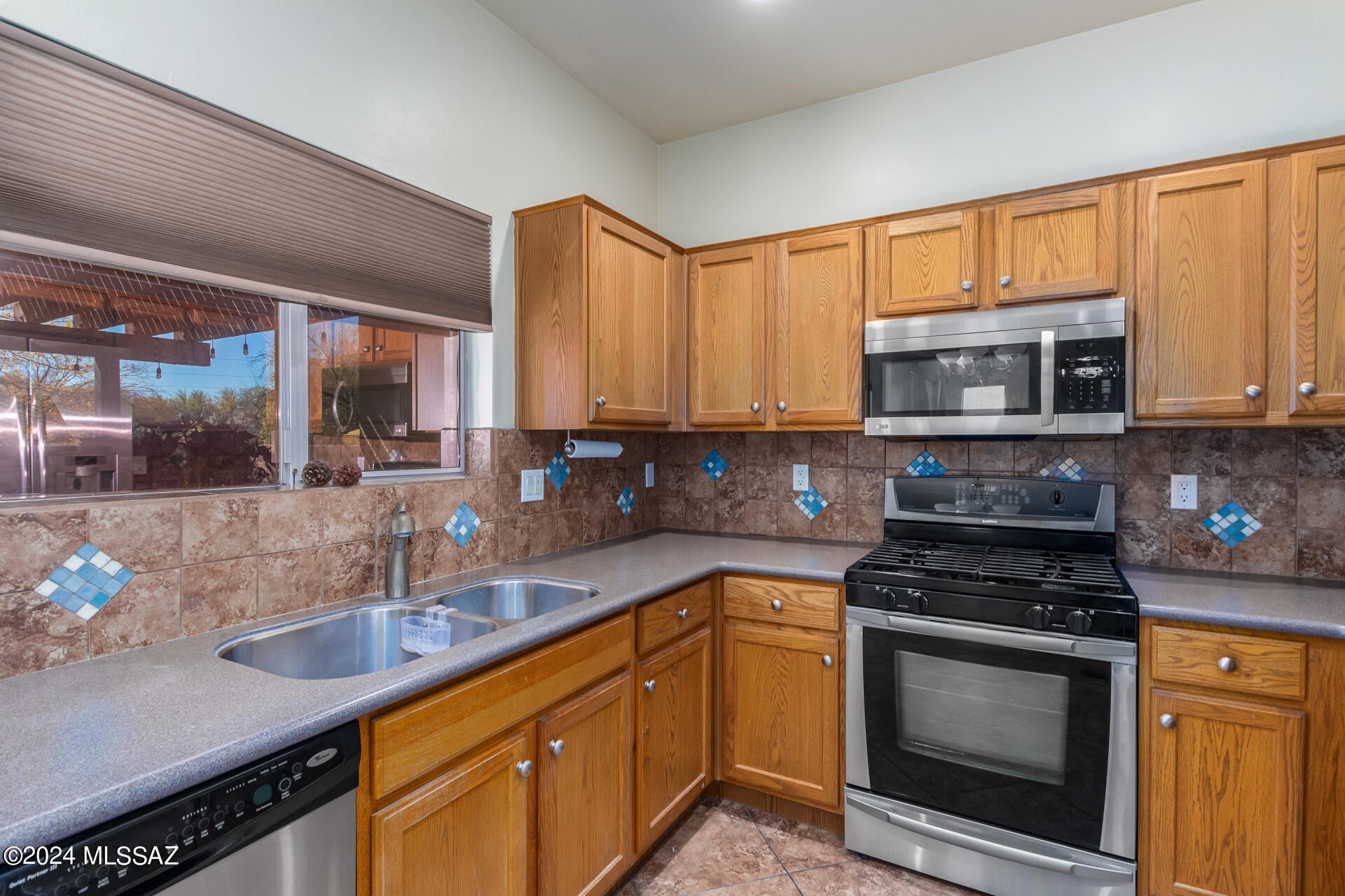 Paseo del Rio - Residential Lease