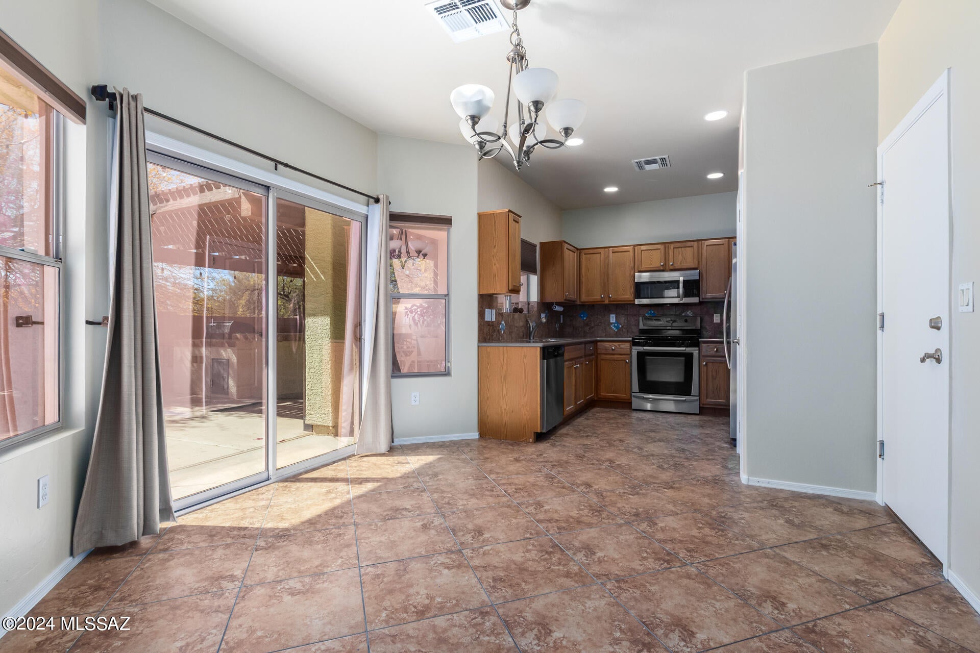Paseo del Rio - Residential Lease