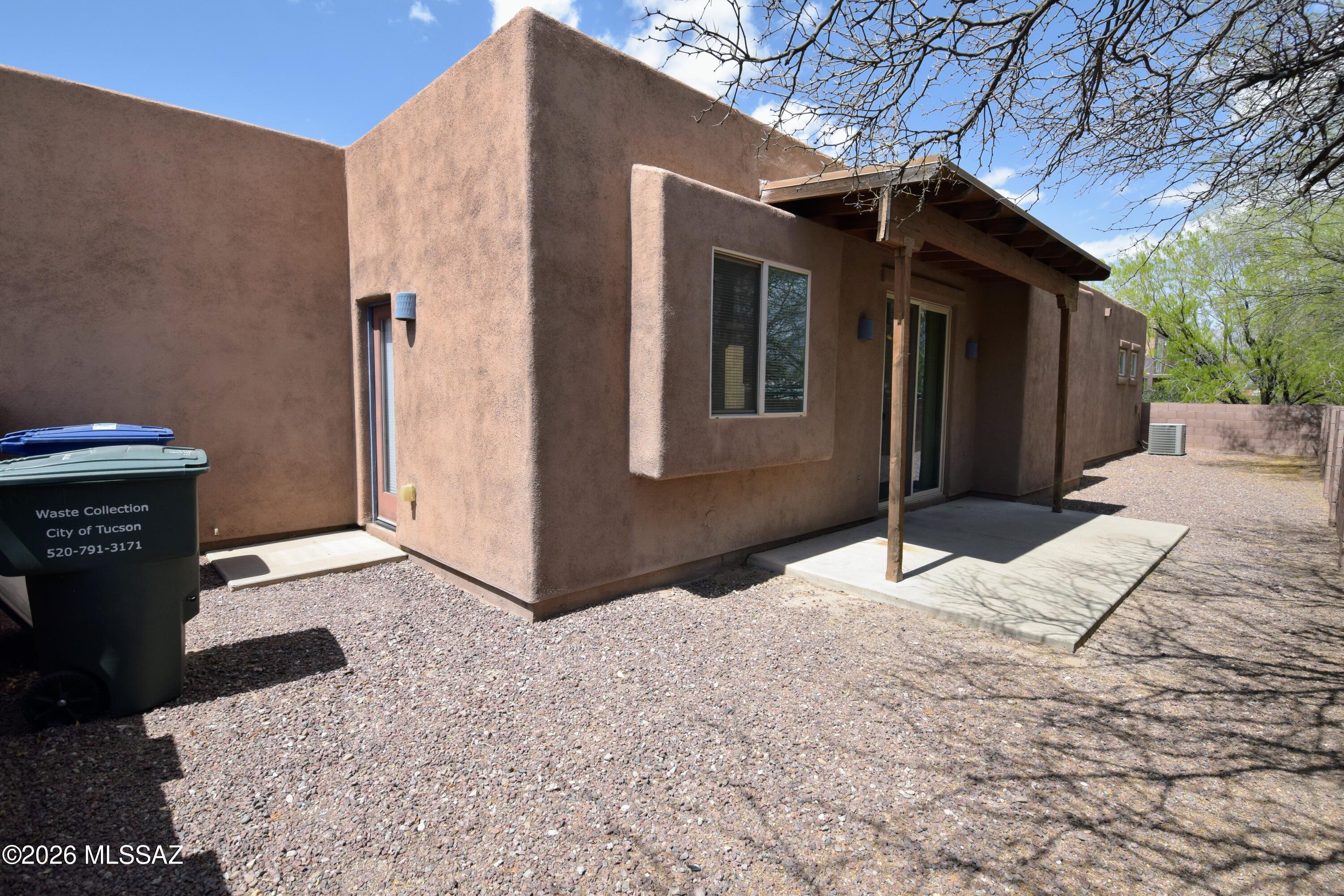 Monte Vista (1-58) - Residential Lease