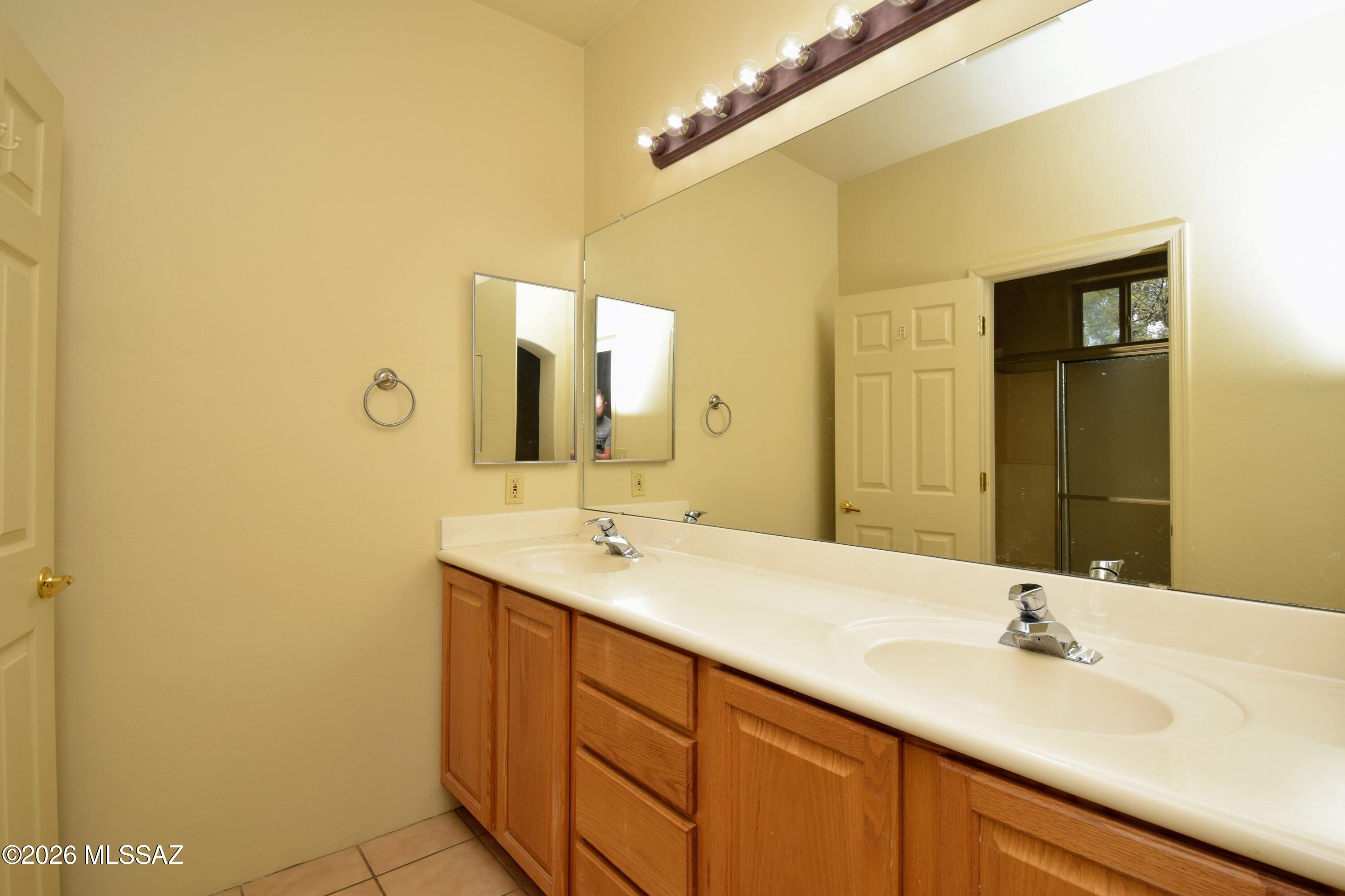 Monte Vista (1-58) - Residential Lease
