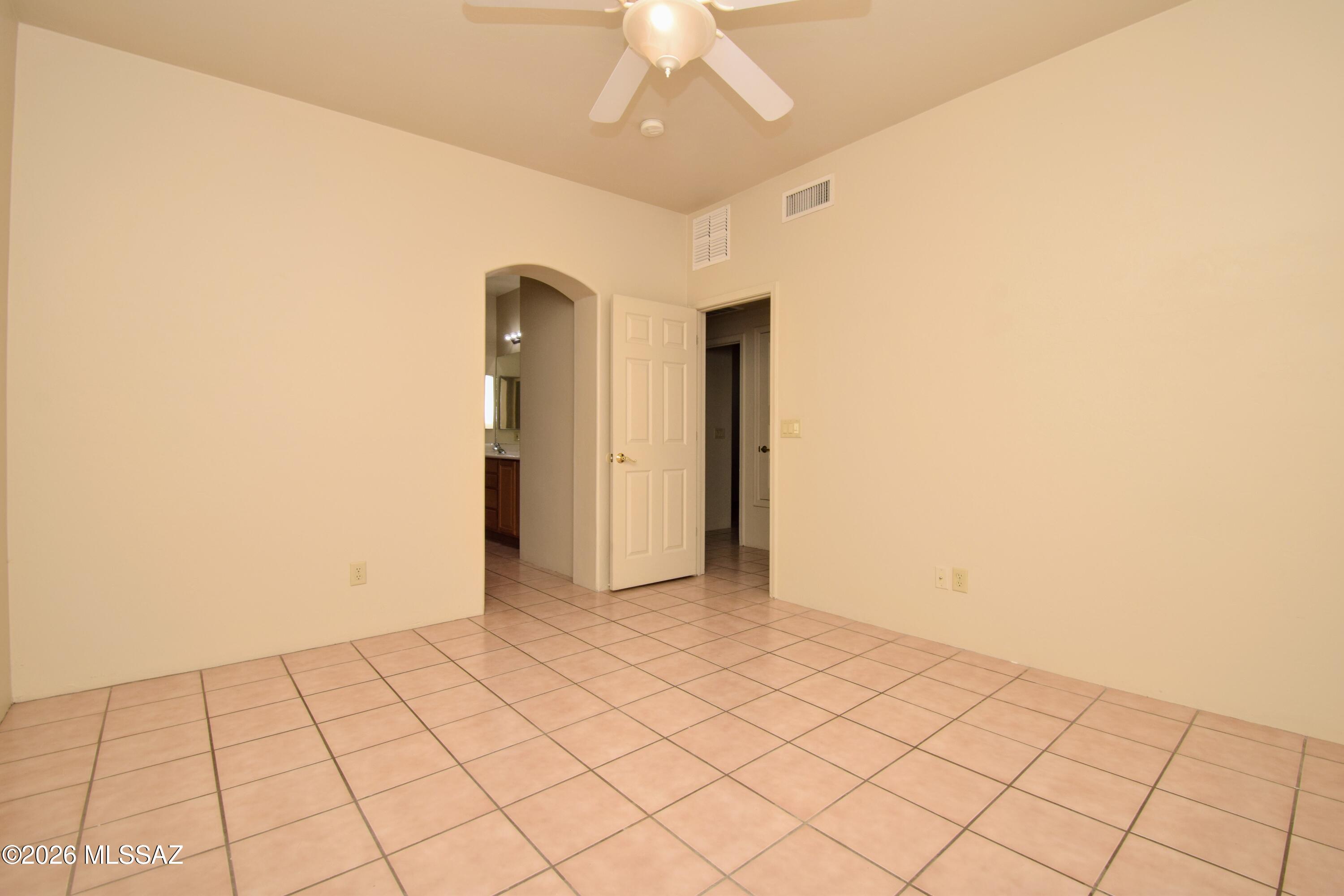 Monte Vista (1-58) - Residential Lease
