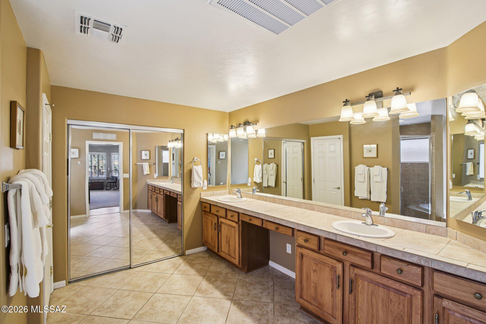 Saddlebrooke - Residential